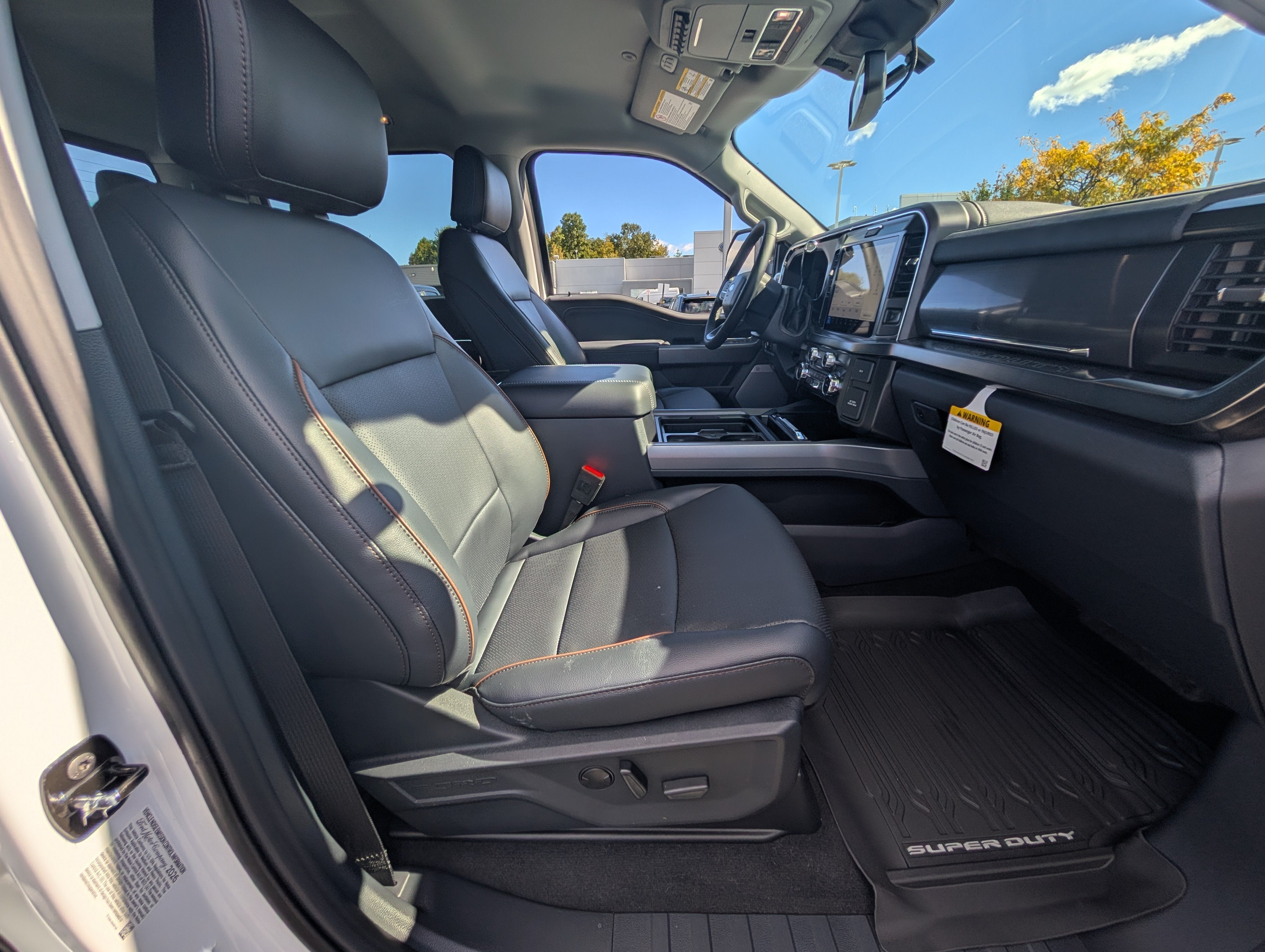 2027 Ford Super Duty F-250 SRW LARIAT