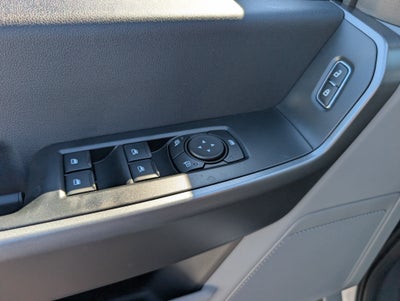 2027 Ford Super Duty F-250 SRW XLT