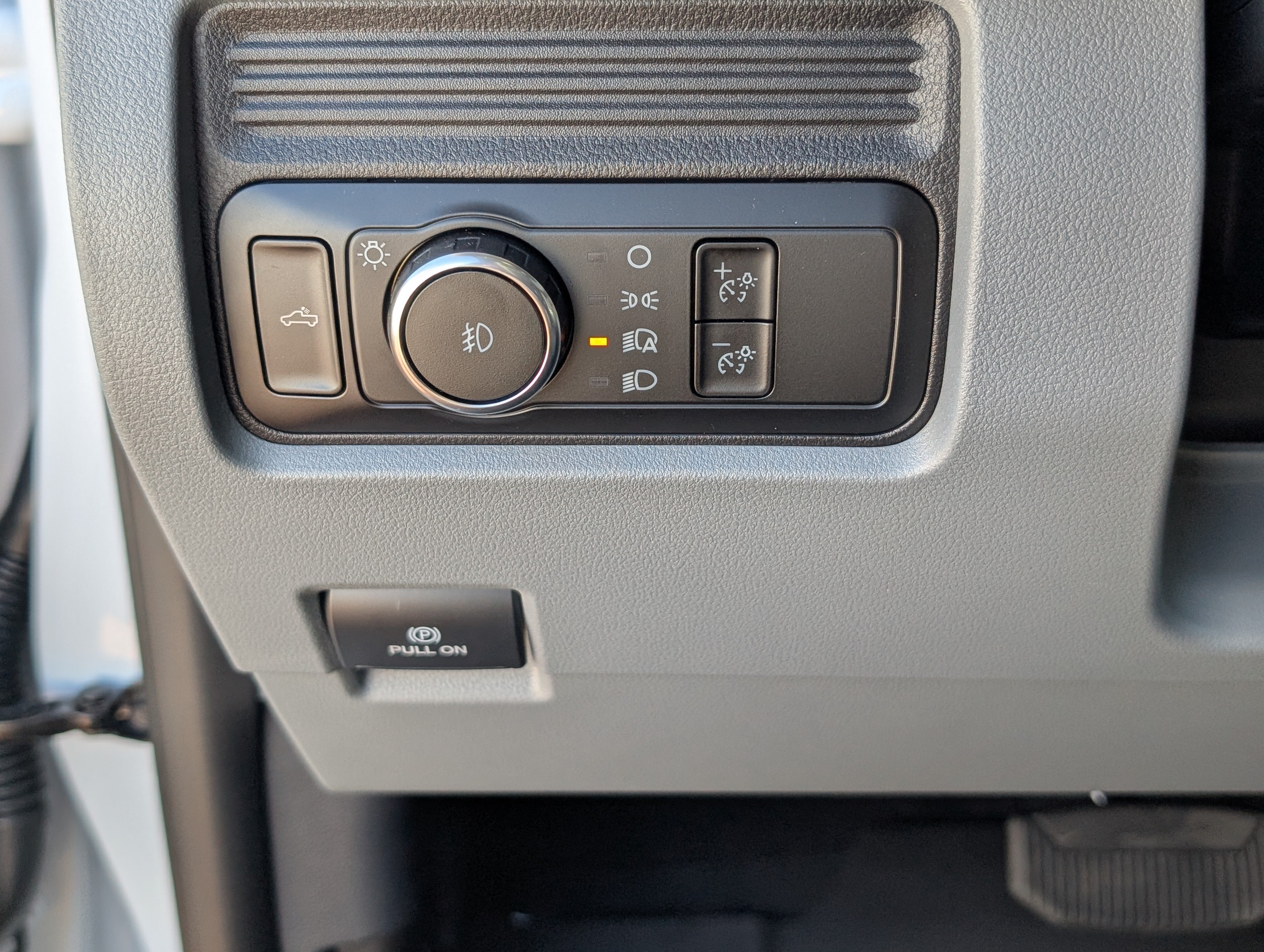 2027 Ford Super Duty F-250 SRW XLT