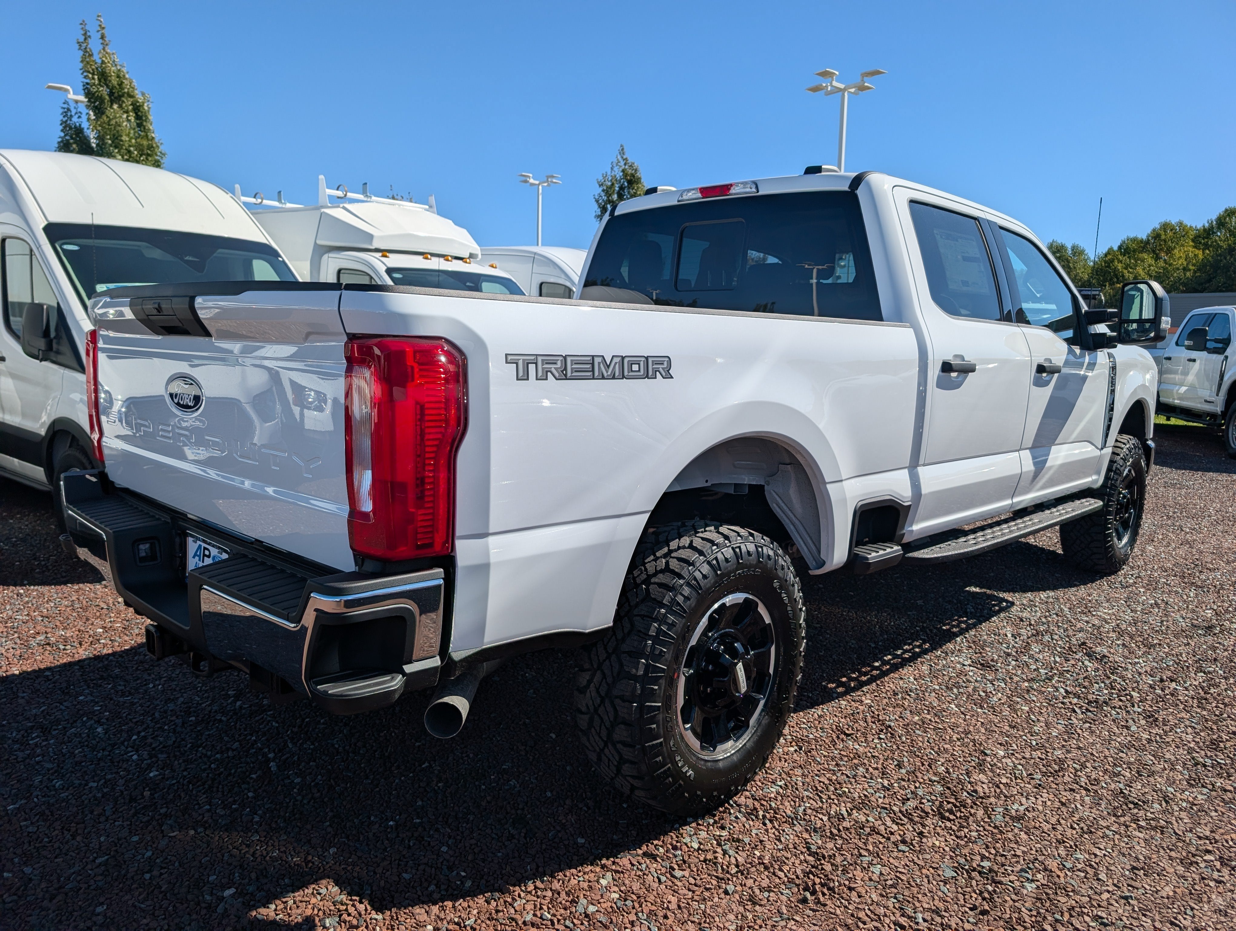 2027 Ford Super Duty F-250 SRW XLT