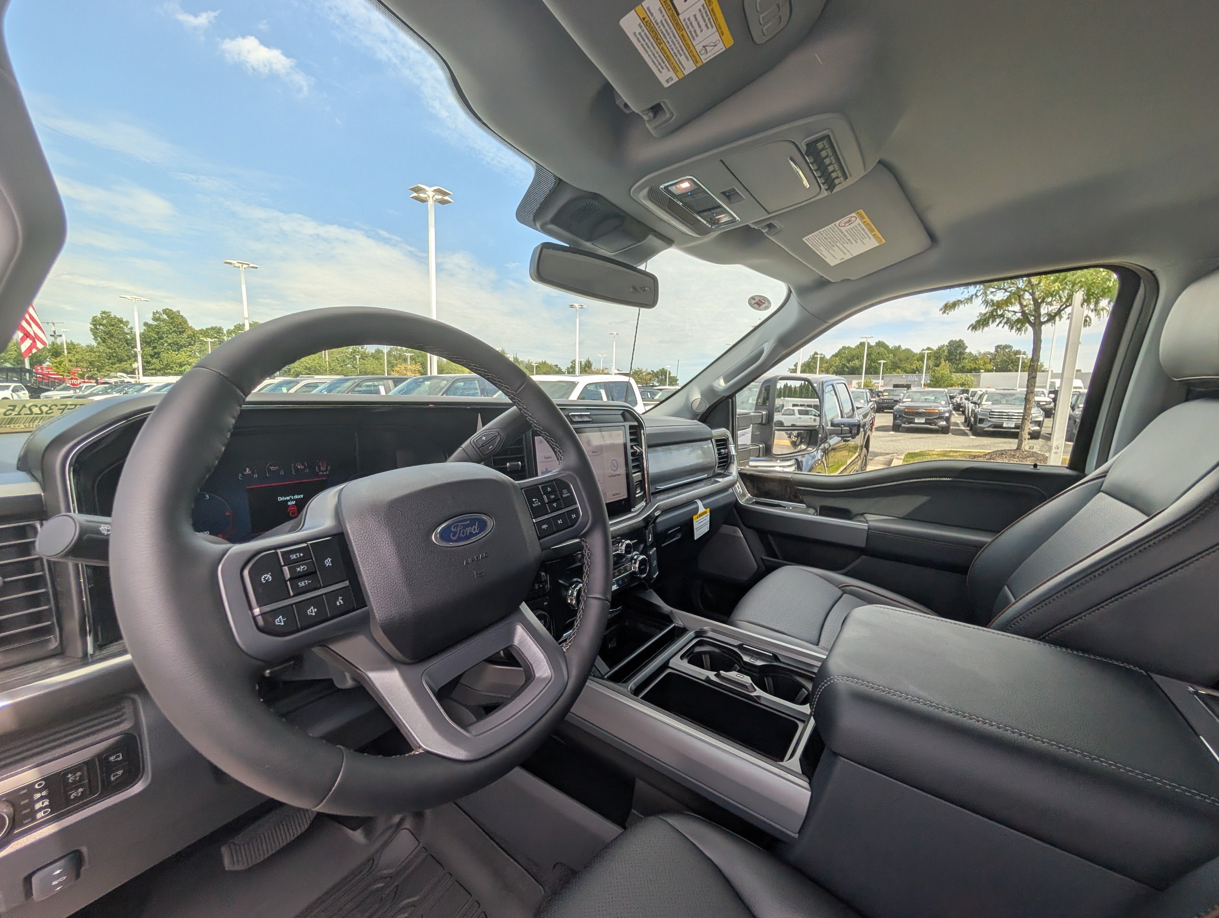 2026 Ford Super Duty F-250 SRW LARIAT