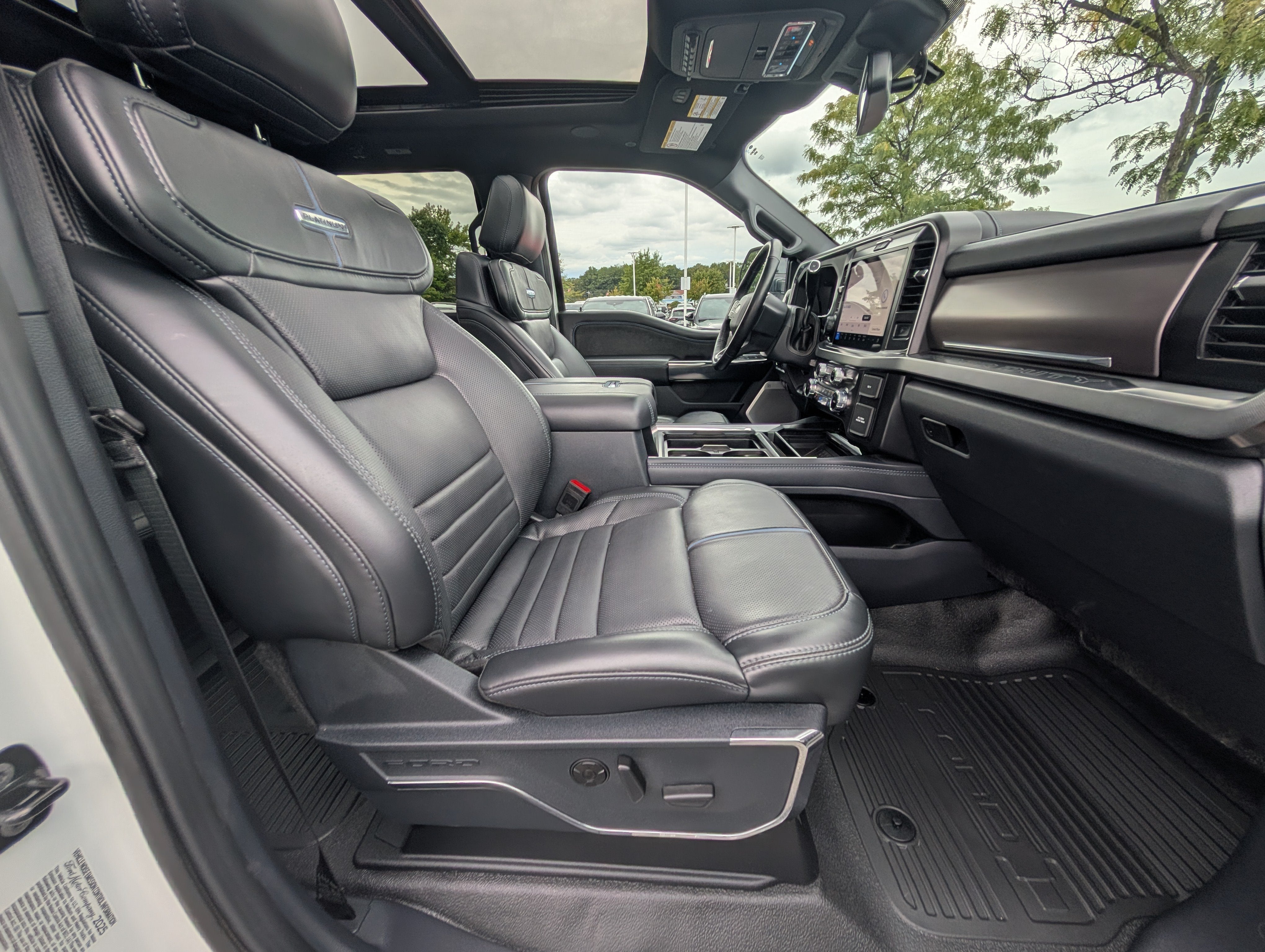 2026 Ford Super Duty F-250 SRW Platinum