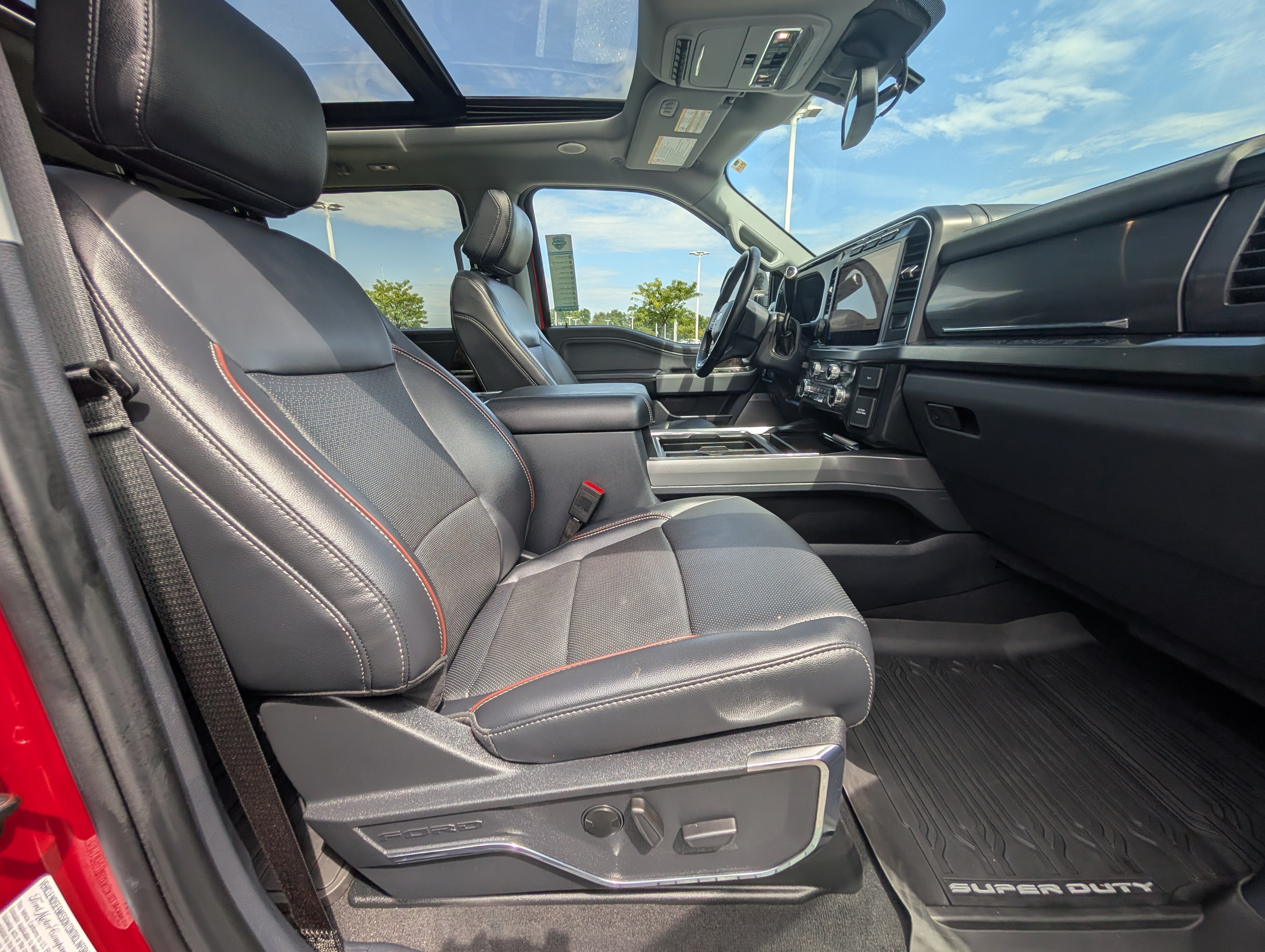 2024 Ford Super Duty F-250 SRW LARIAT