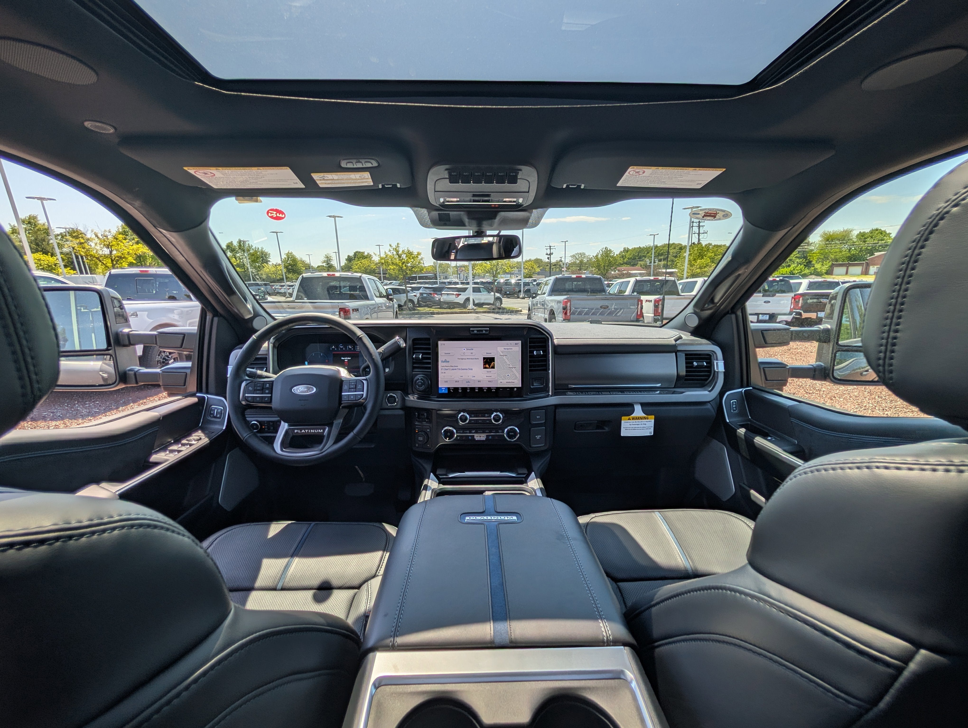 2026 Ford Super Duty F-350 SRW Platinum