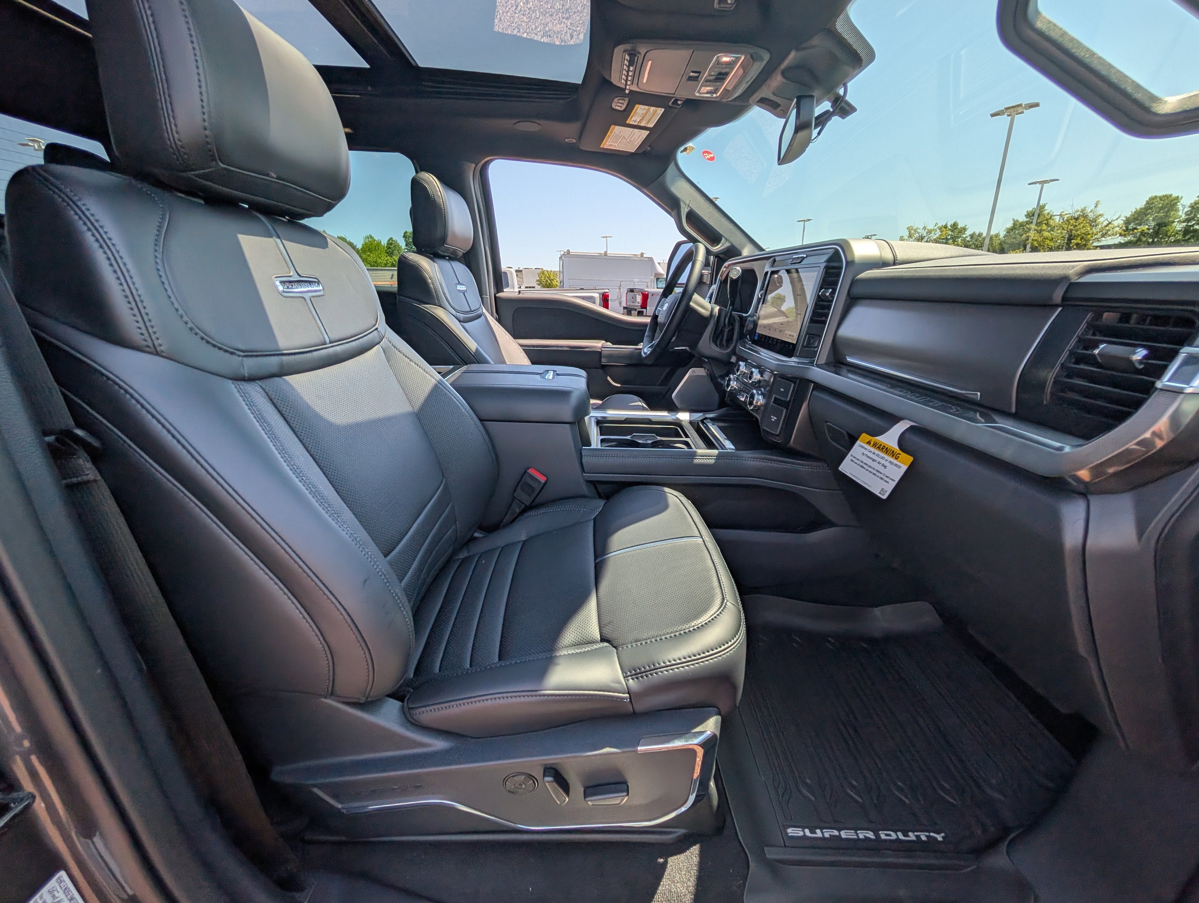 2026 Ford Super Duty F-350 SRW Platinum