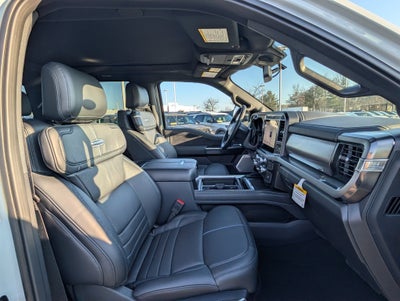 2026 Ford Super Duty F-350 SRW Platinum