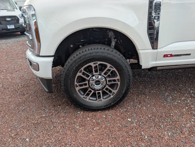 2026 Ford Super Duty F-350 SRW LARIAT