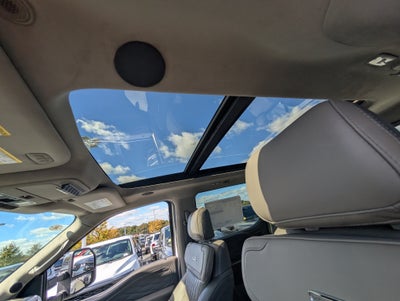 2027 Ford Super Duty F-350 SRW Platinum