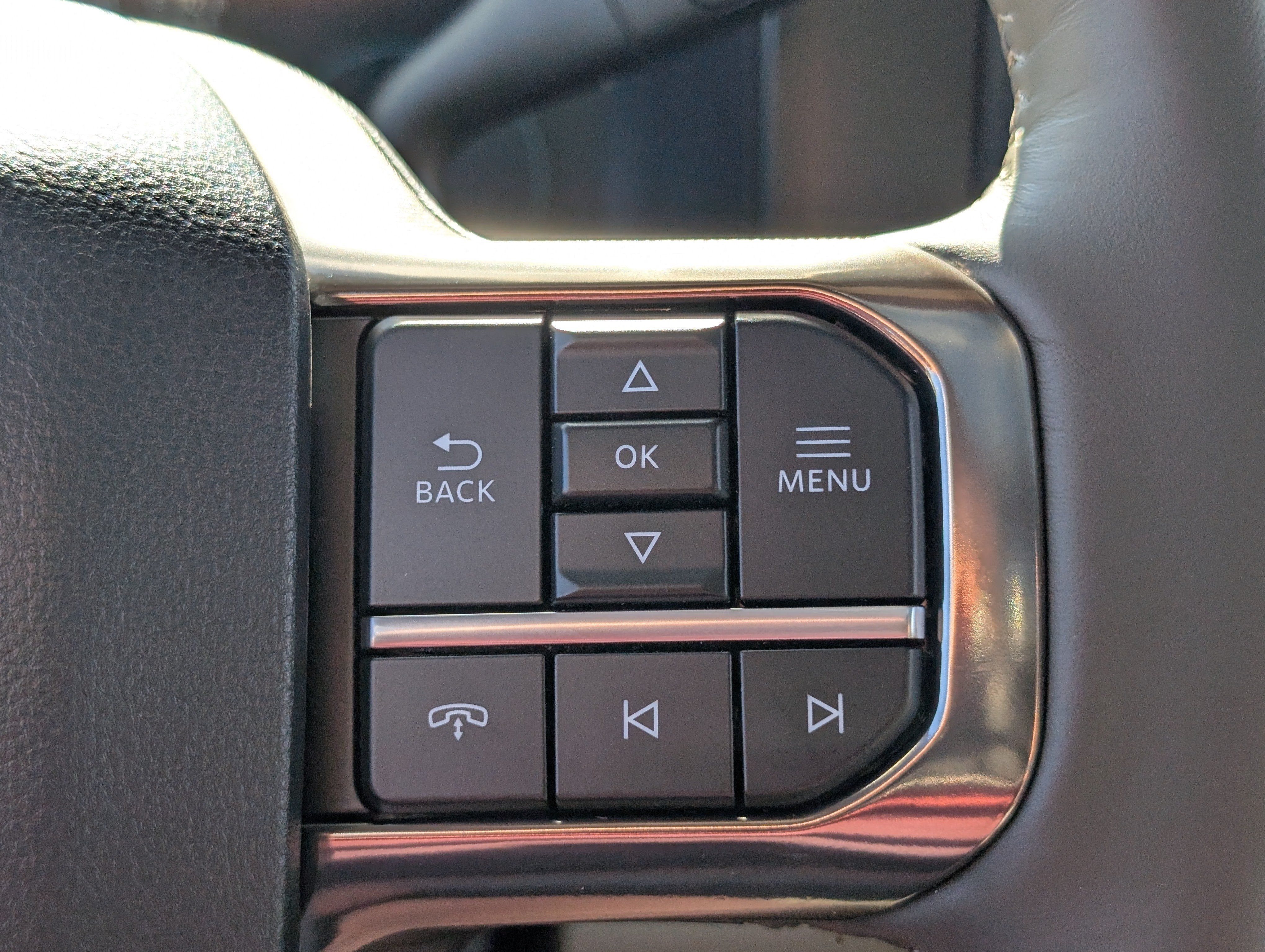 2027 Ford Super Duty F-350 SRW Platinum