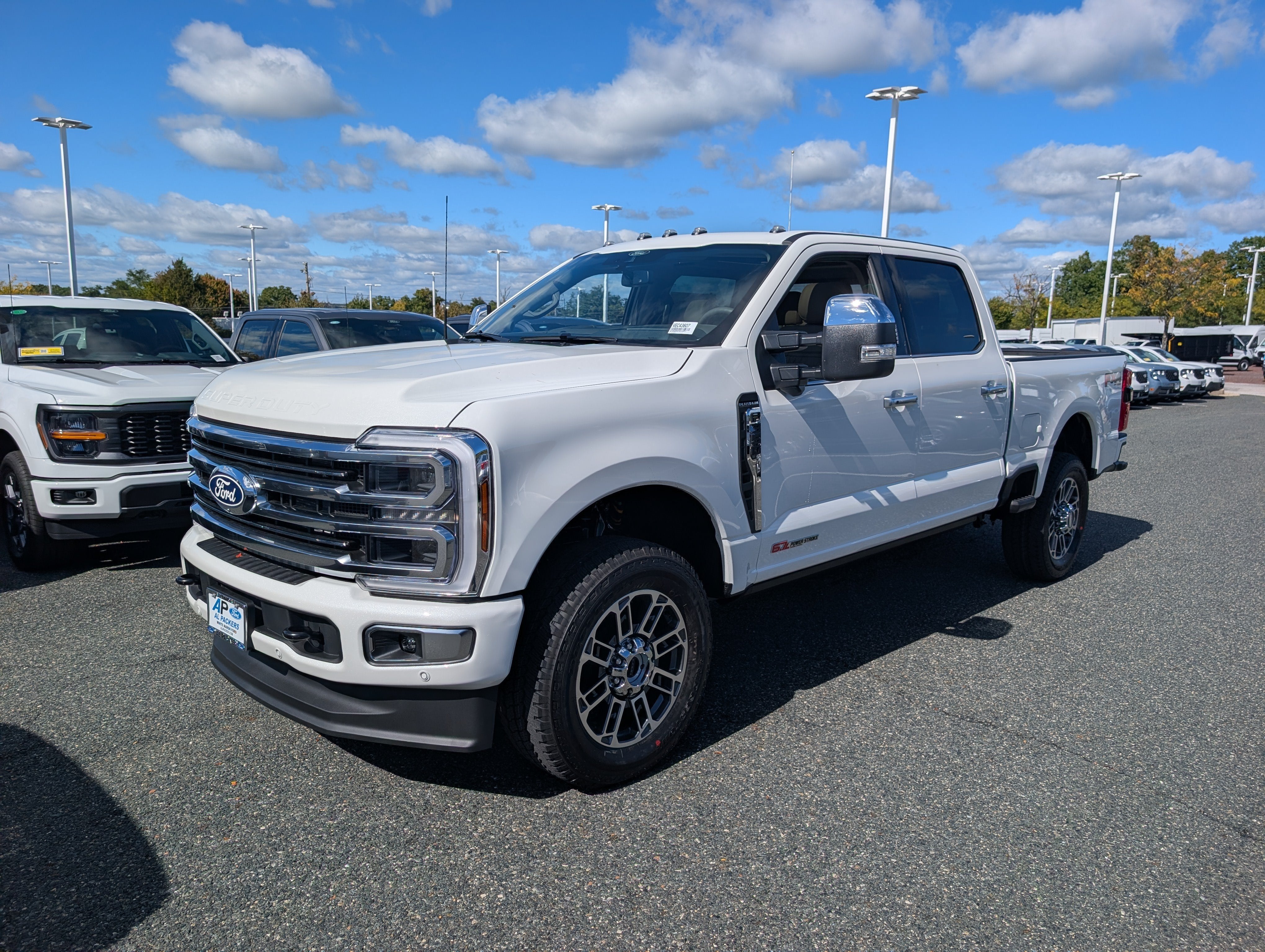 2027 Ford Super Duty F-350 SRW Platinum