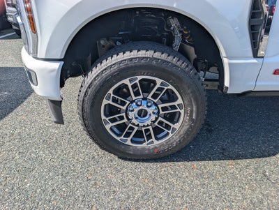 2027 Ford Super Duty F-350 SRW Platinum