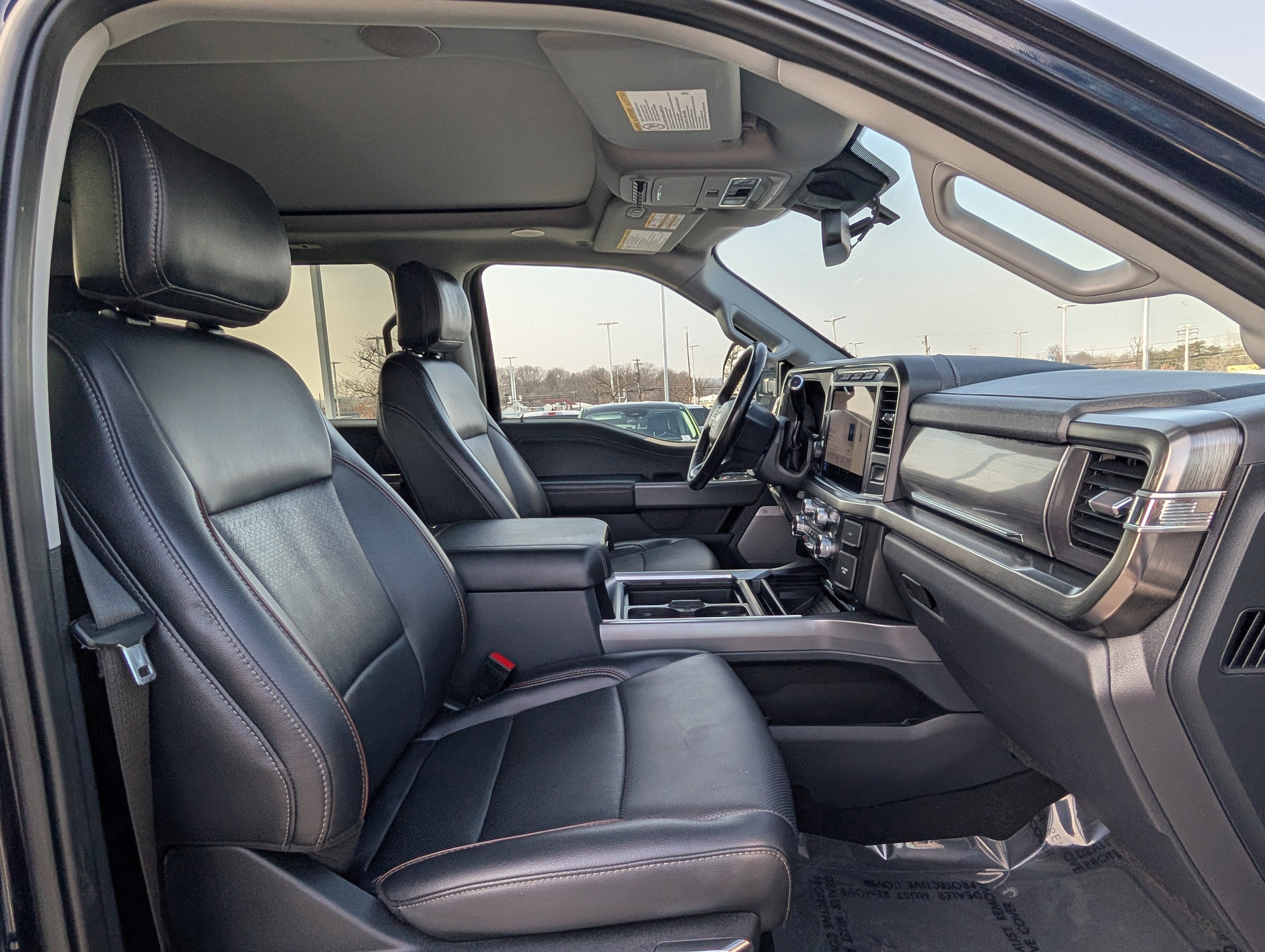 2024 Ford Super Duty F-350 SRW LARIAT