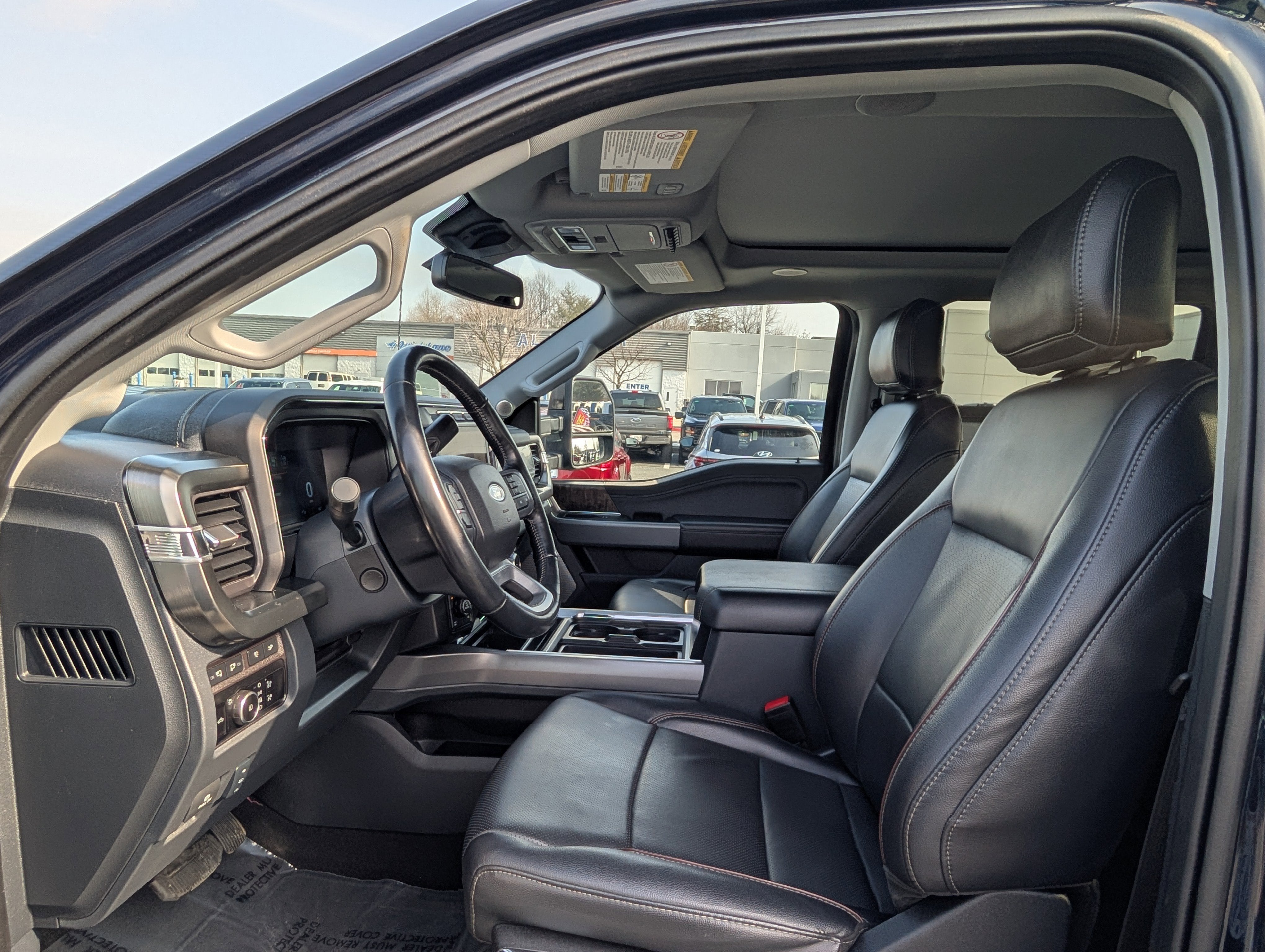 2024 Ford Super Duty F-350 SRW LARIAT