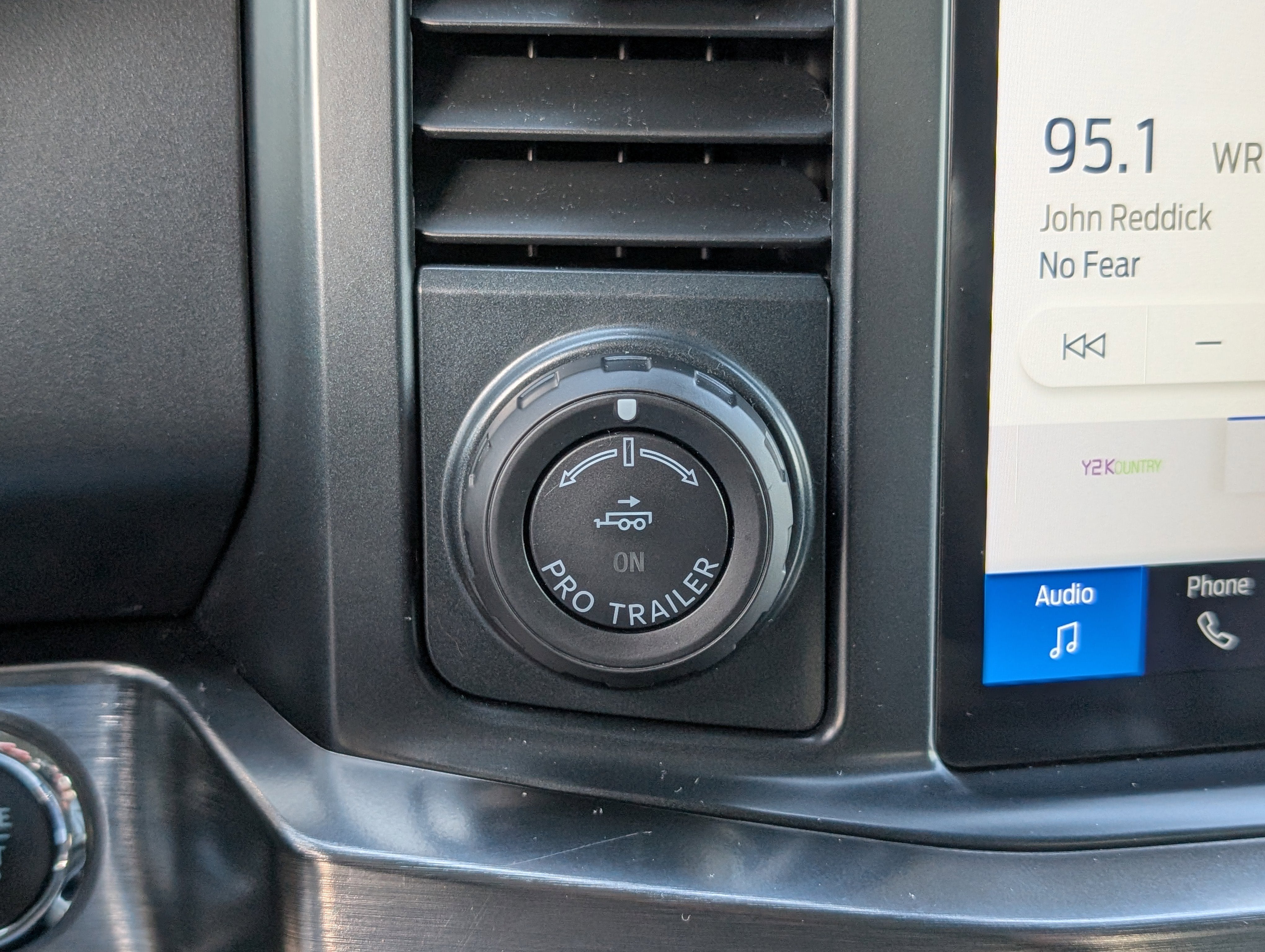 2024 Ford Super Duty F-350 SRW LARIAT