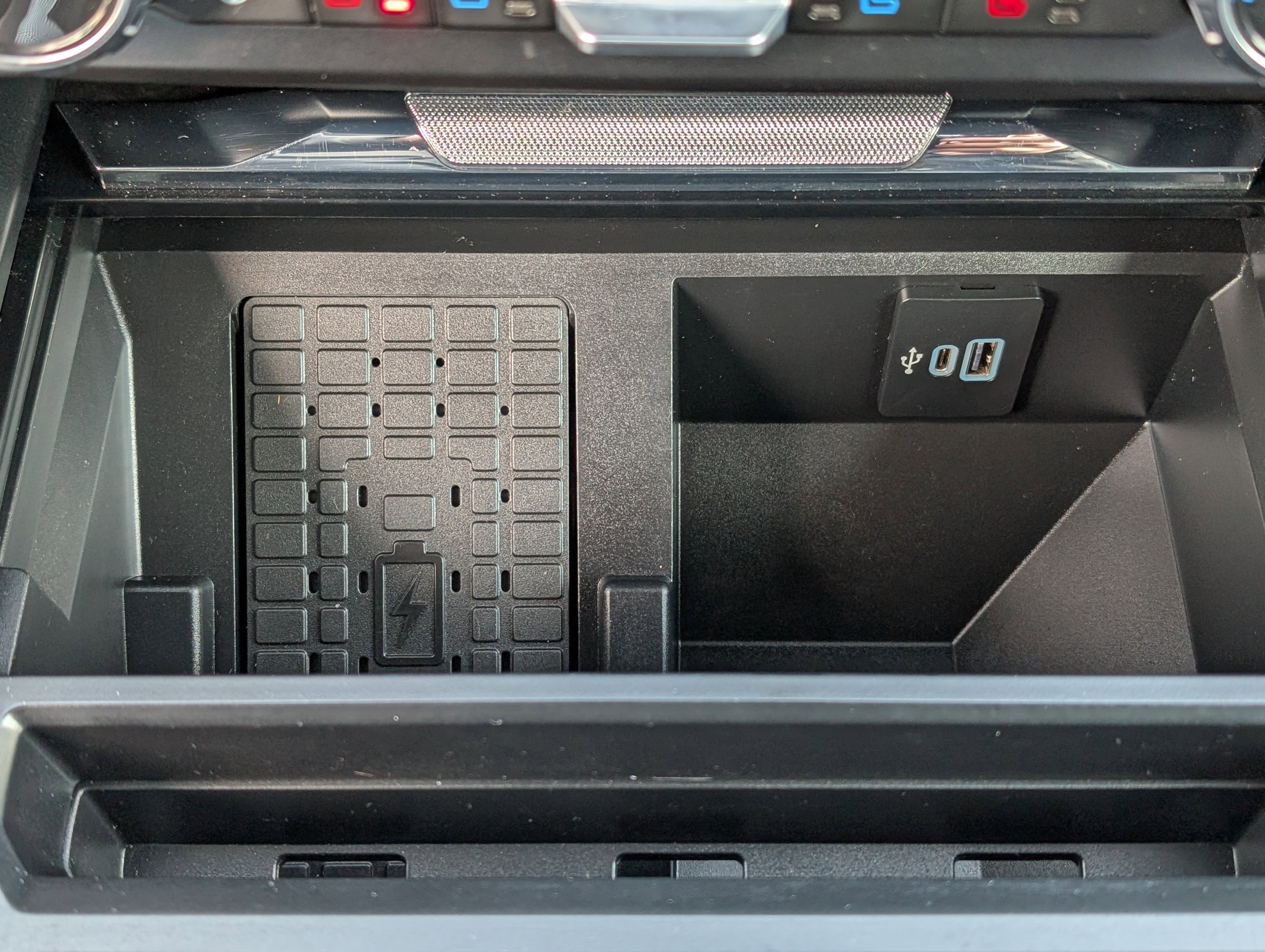 2024 Ford Super Duty F-350 SRW LARIAT