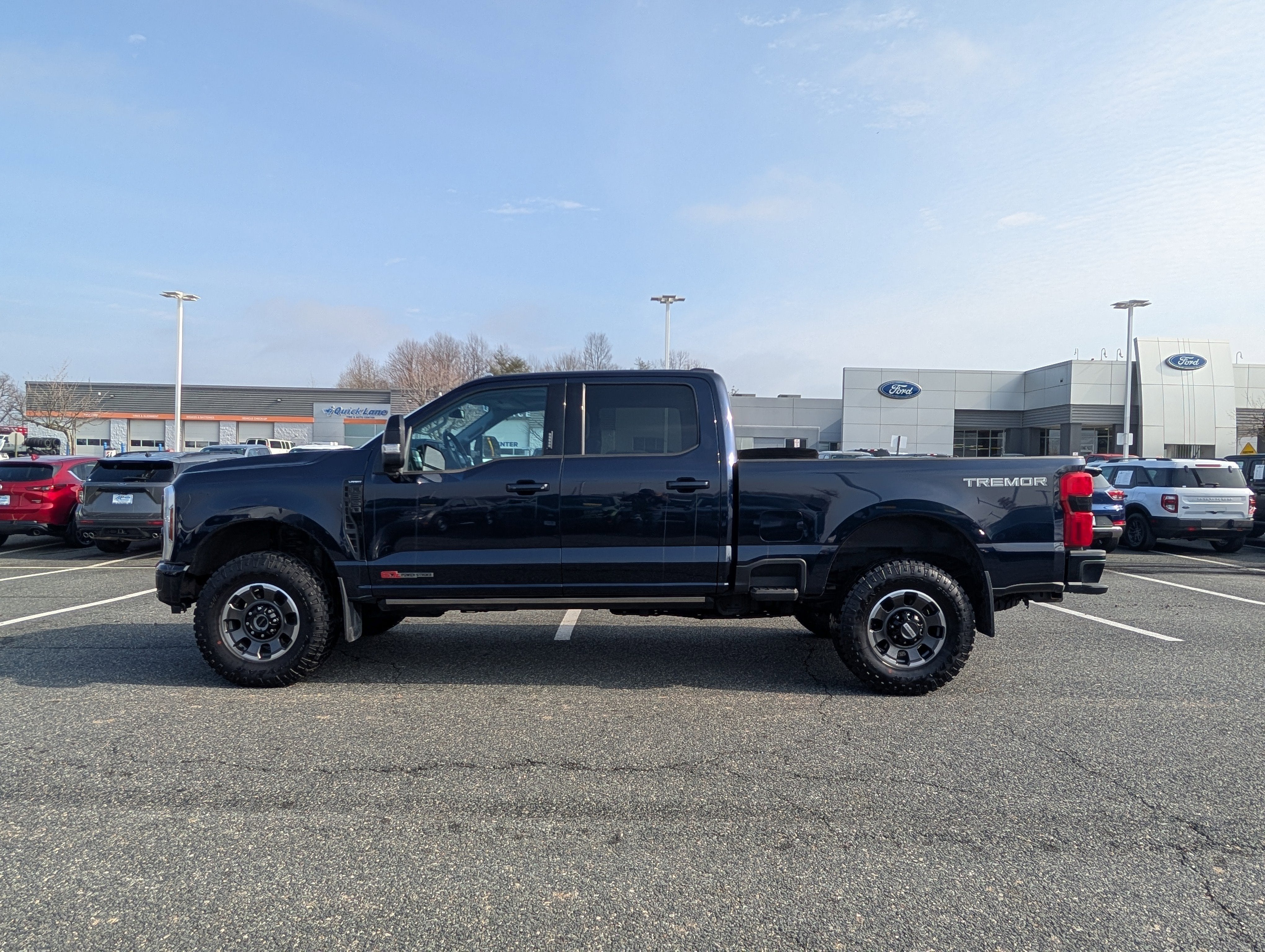 2024 Ford Super Duty F-350 SRW LARIAT