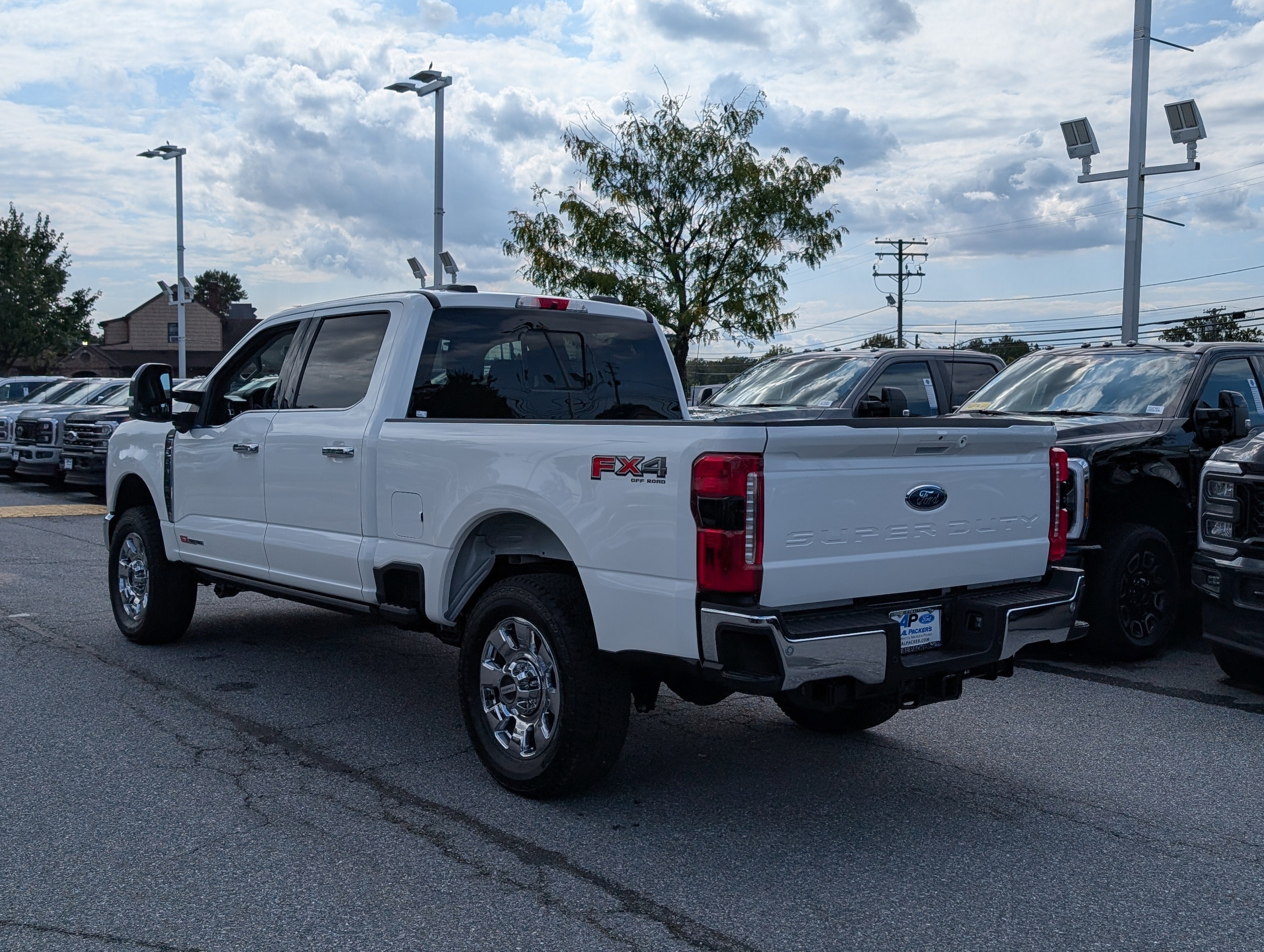 2026 Ford Super Duty F-350 SRW LARIAT