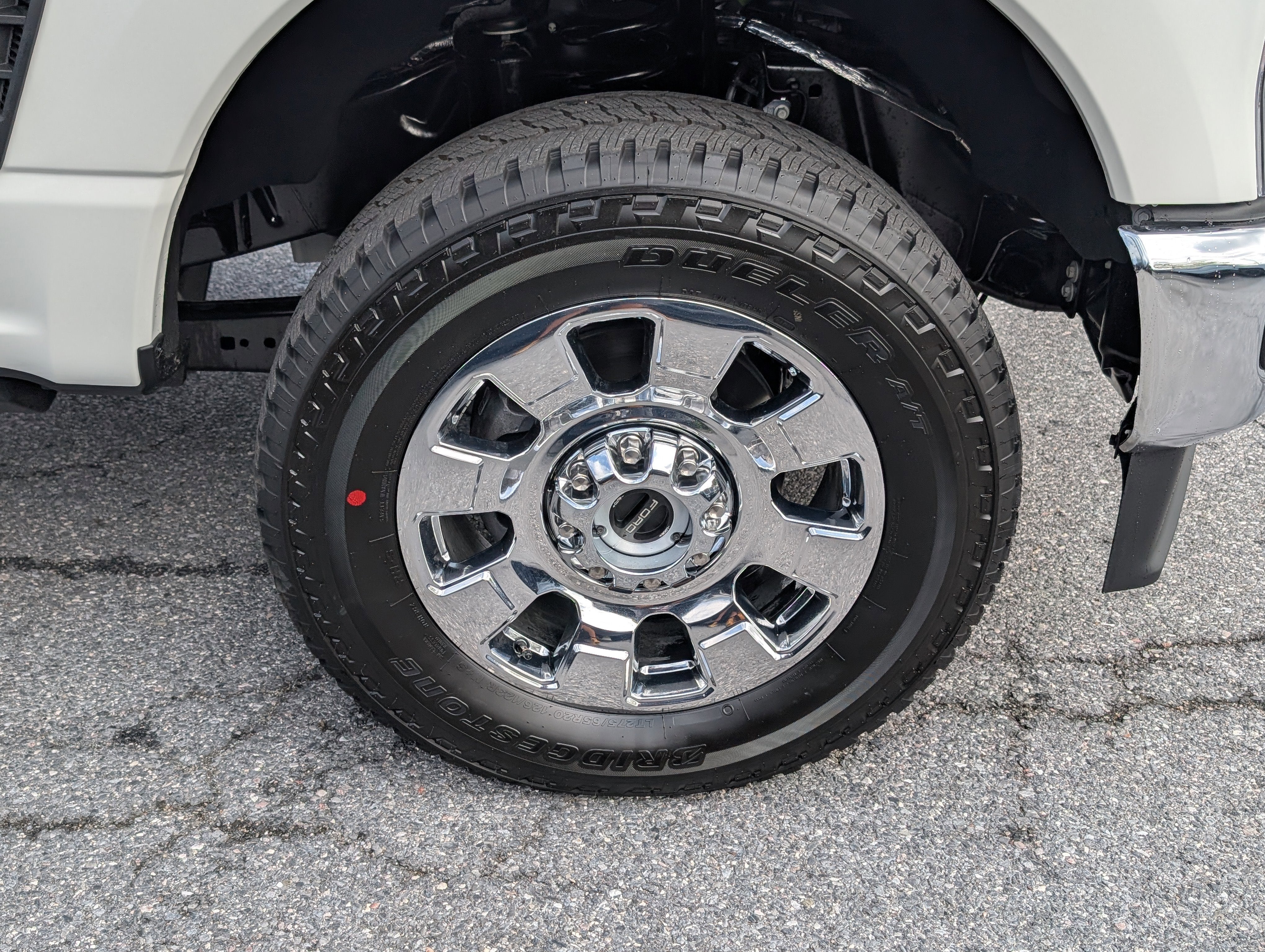 2026 Ford Super Duty F-350 SRW LARIAT