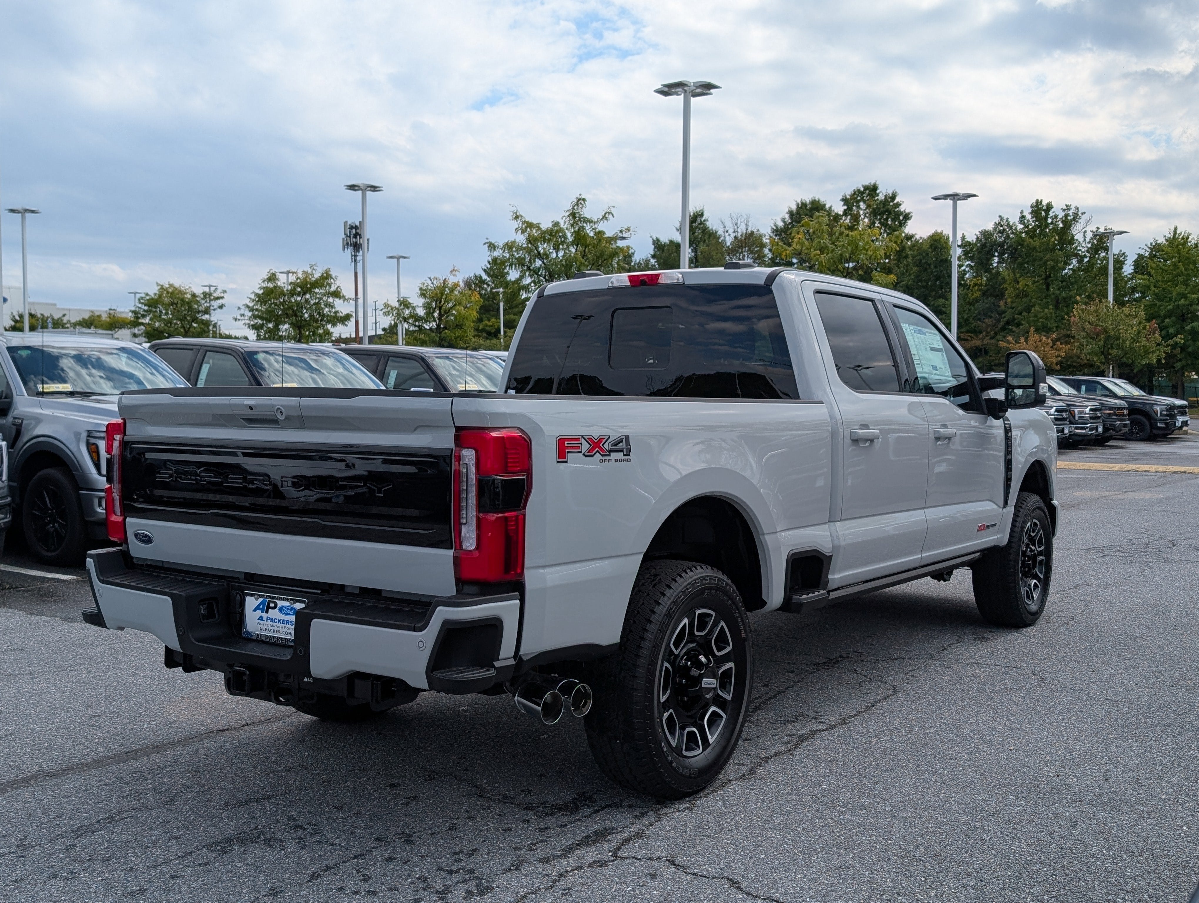 2026 Ford Super Duty F-350 SRW Platinum