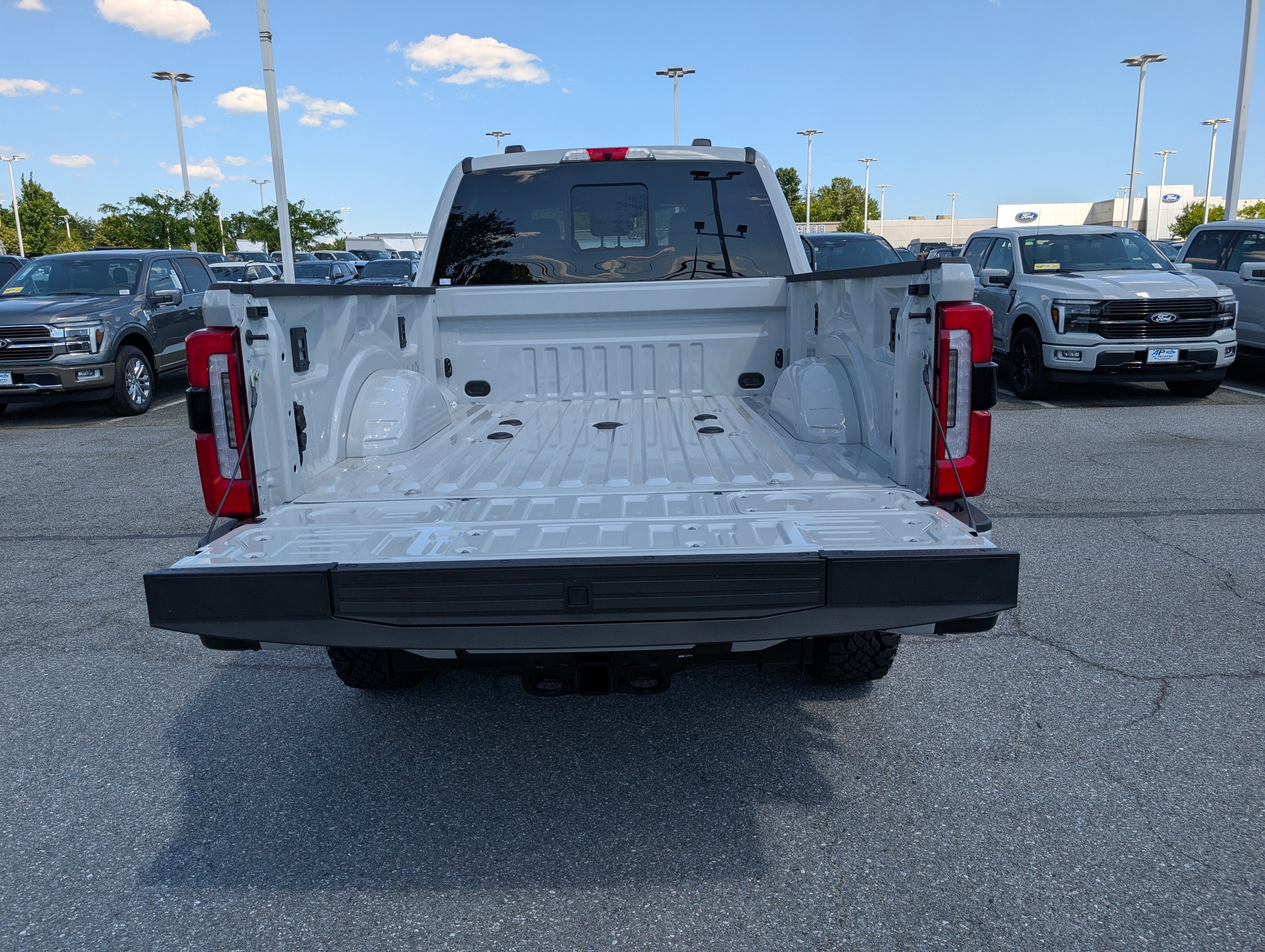 2026 Ford Super Duty F-350 SRW Platinum