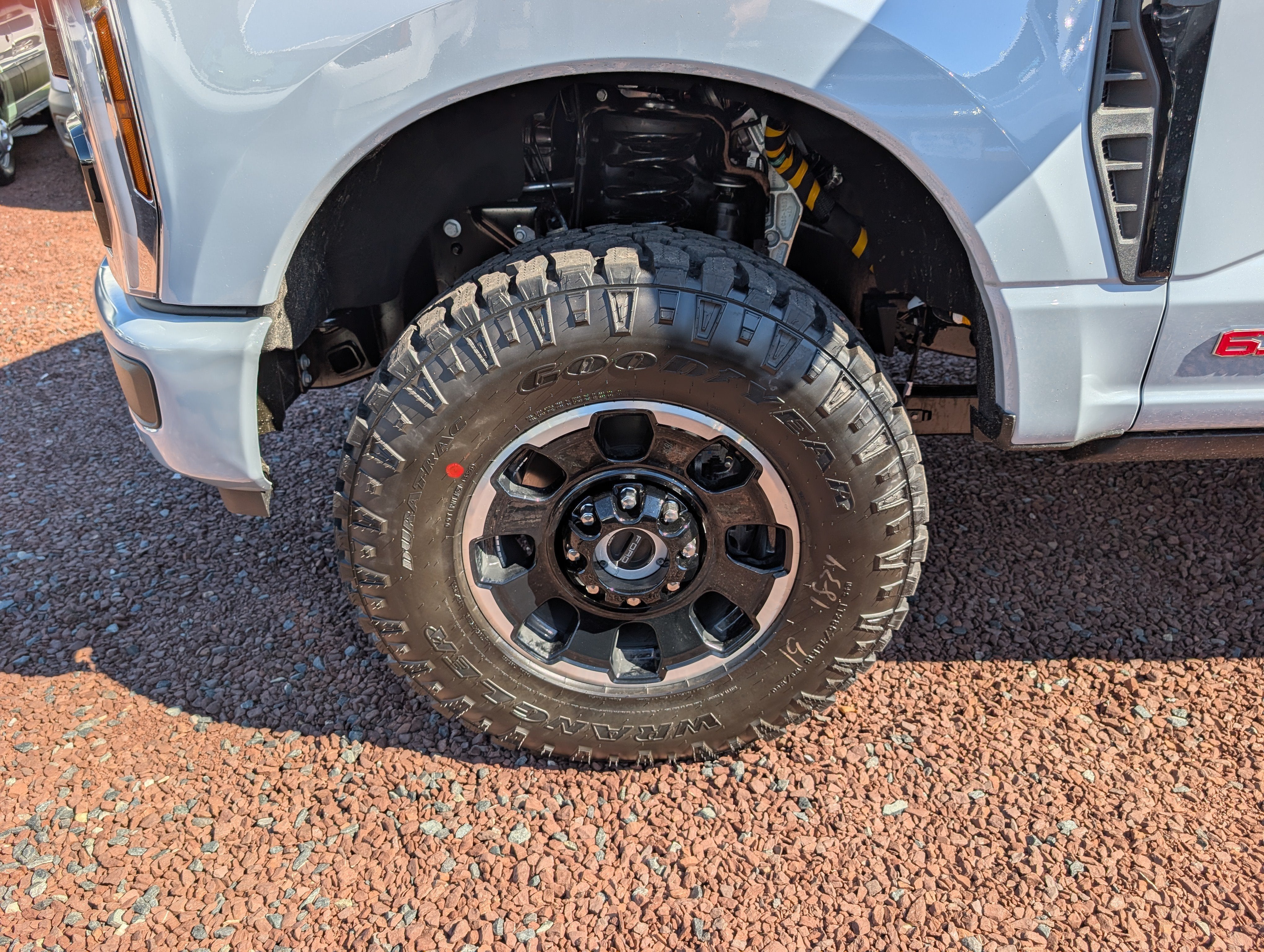 2027 Ford Super Duty F-350 SRW Platinum