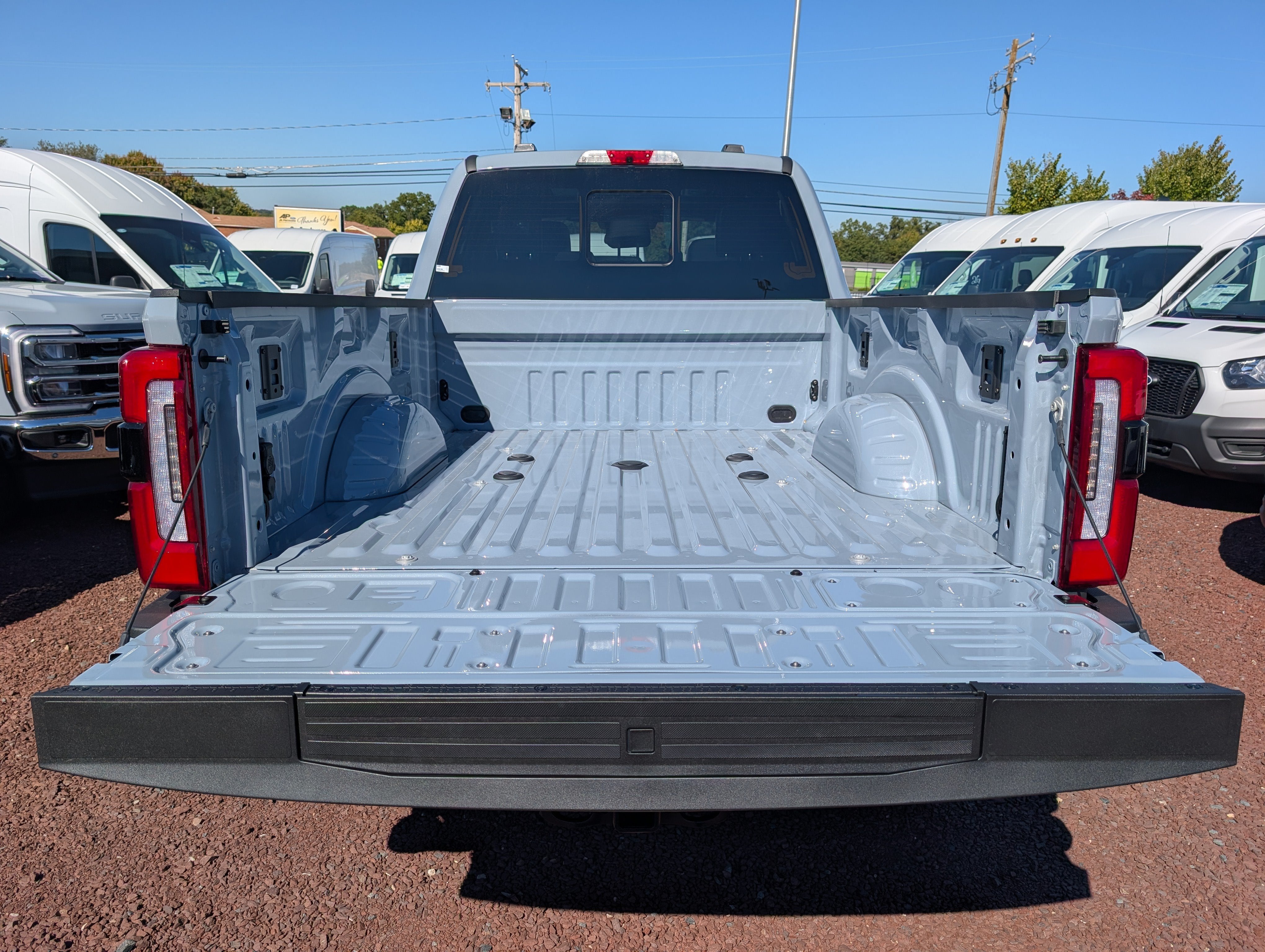2027 Ford Super Duty F-350 SRW Platinum