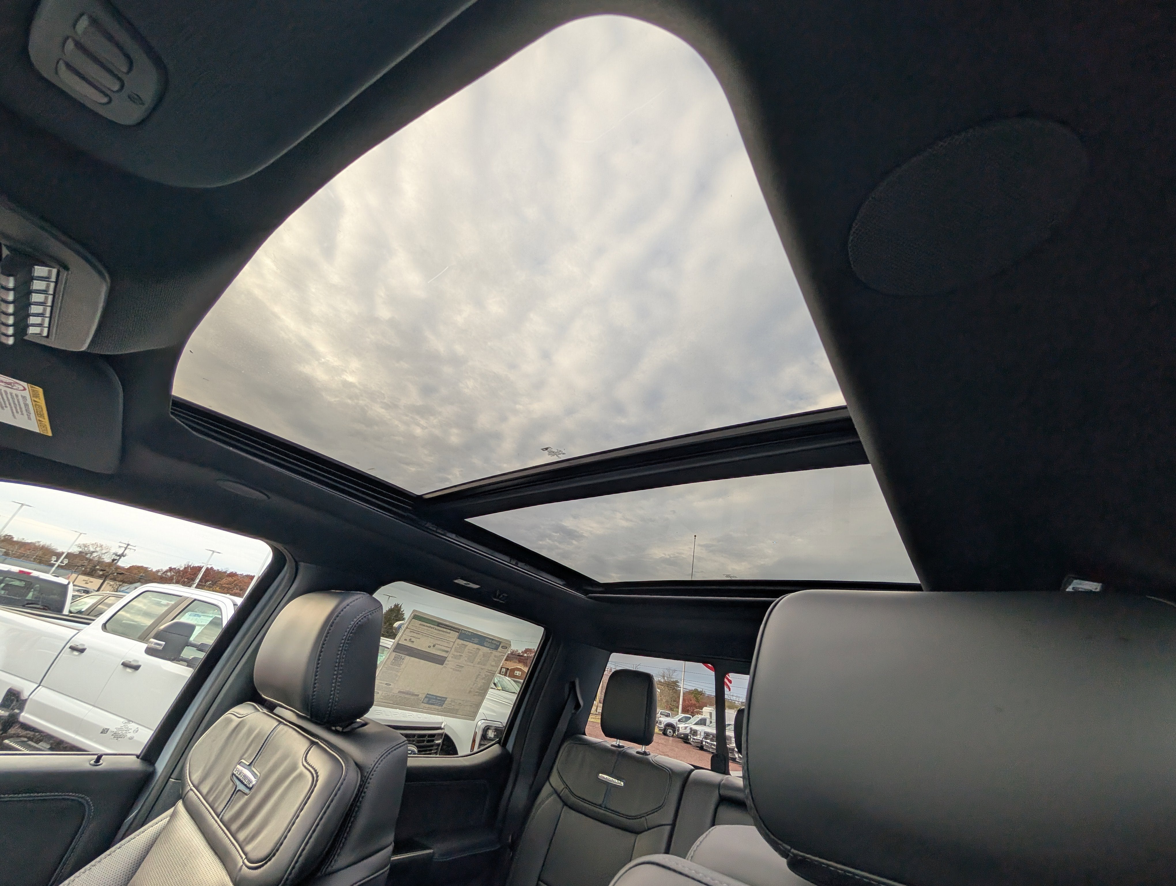 2026 Ford Super Duty F-350 SRW Platinum