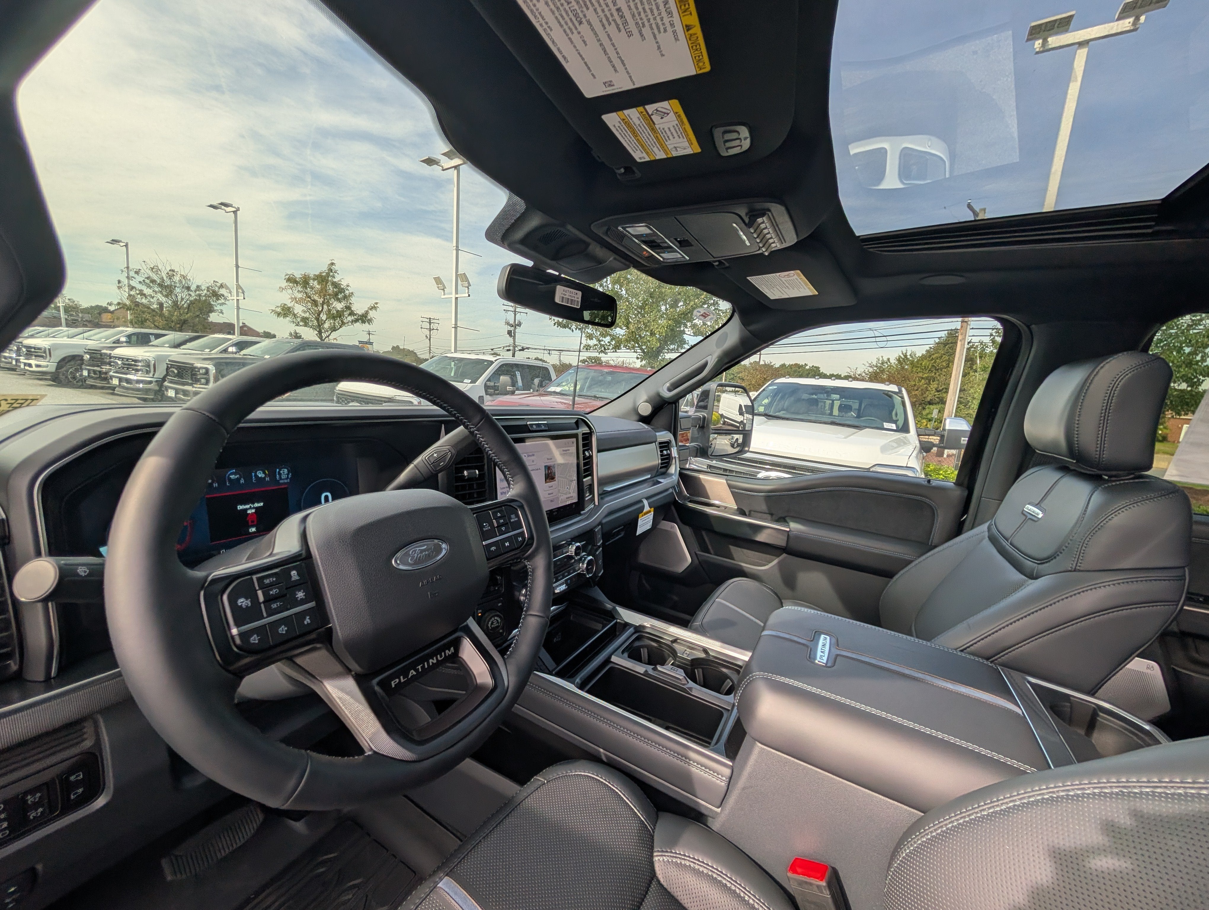 2026 Ford Super Duty F-350 SRW Platinum