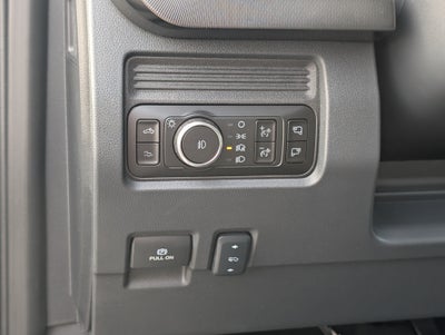 2026 Ford Super Duty F-350 SRW Platinum