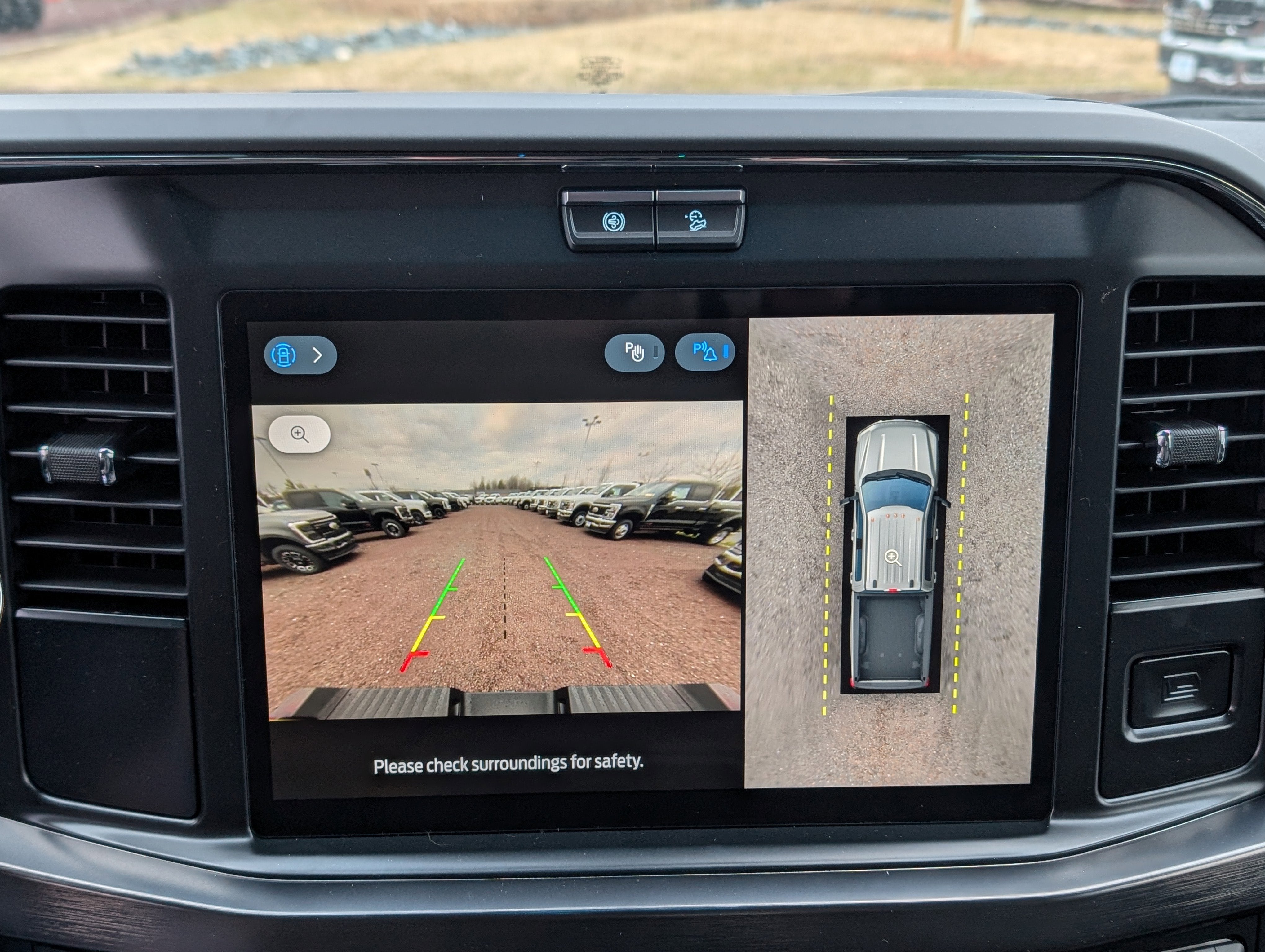 2026 Ford Super Duty F-350 SRW LARIAT