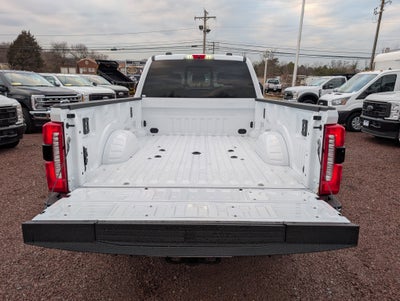 2026 Ford Super Duty F-350 SRW LARIAT