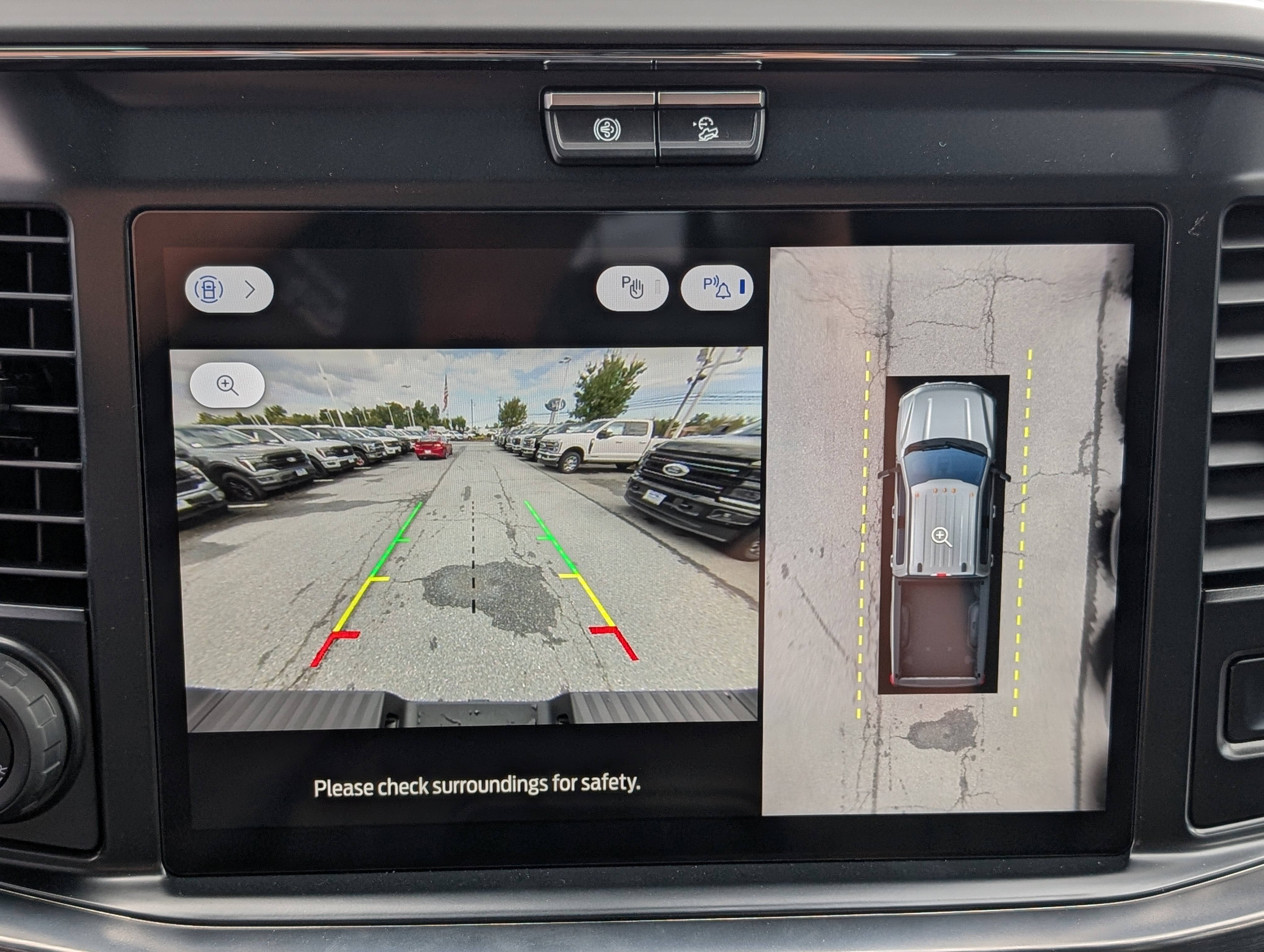 2026 Ford Super Duty F-350 SRW LARIAT