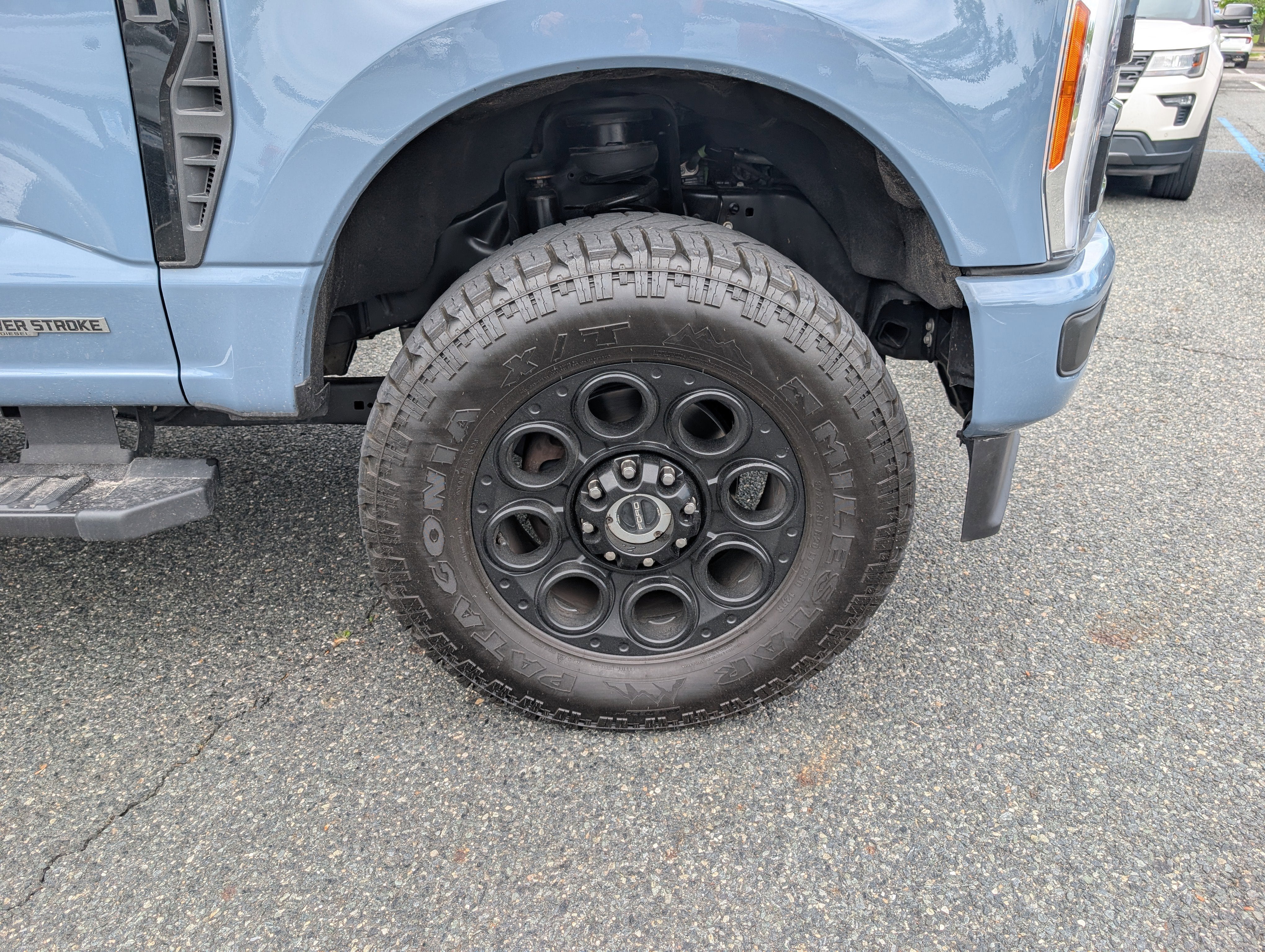 2023 Ford Super Duty F-350 SRW LARIAT