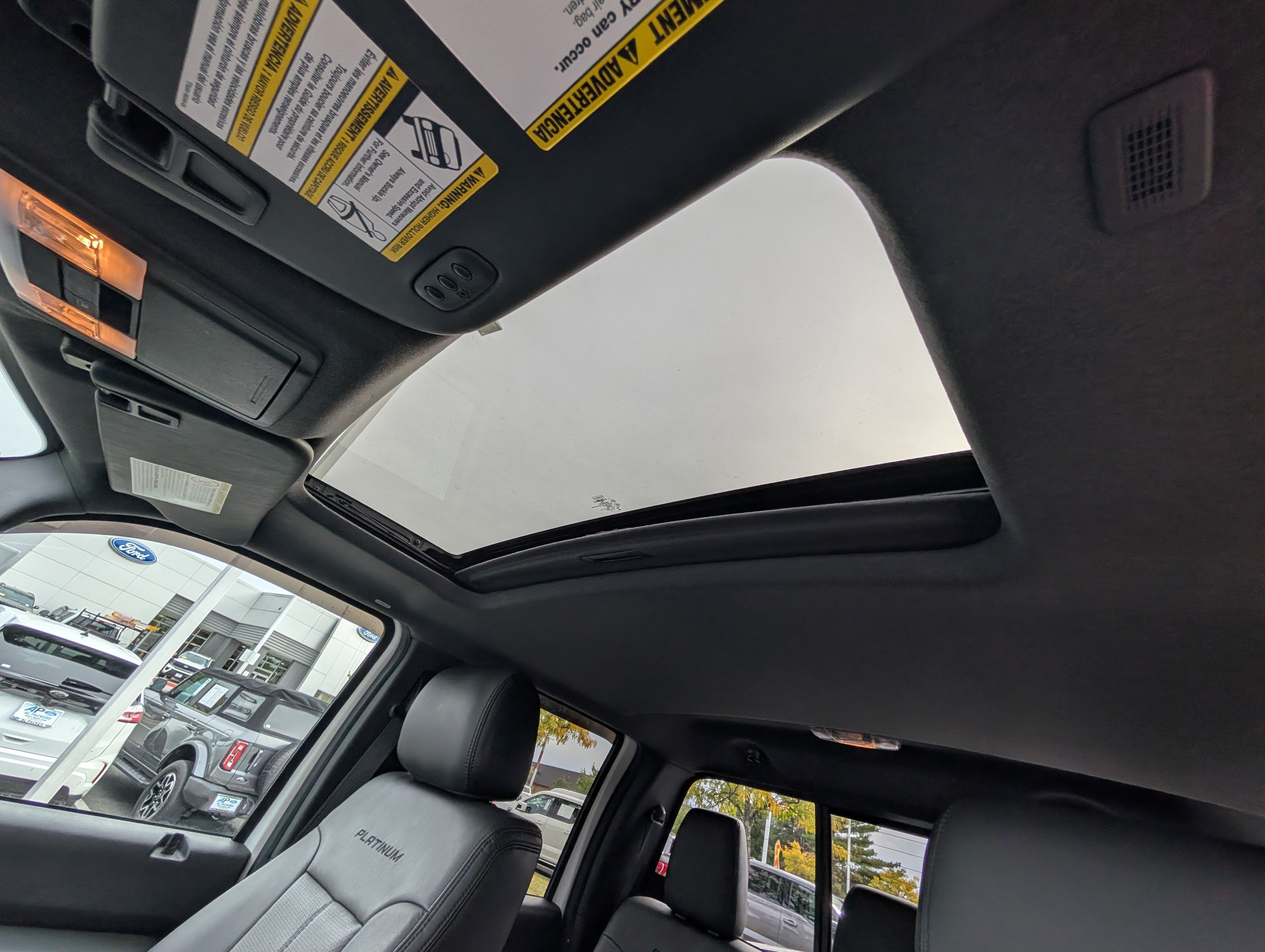 2016 Ford Super Duty F-350 SRW Platinum