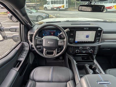 2027 Ford Super Duty F-350 DRW Platinum