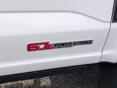 2027 Ford Super Duty F-350 DRW Platinum