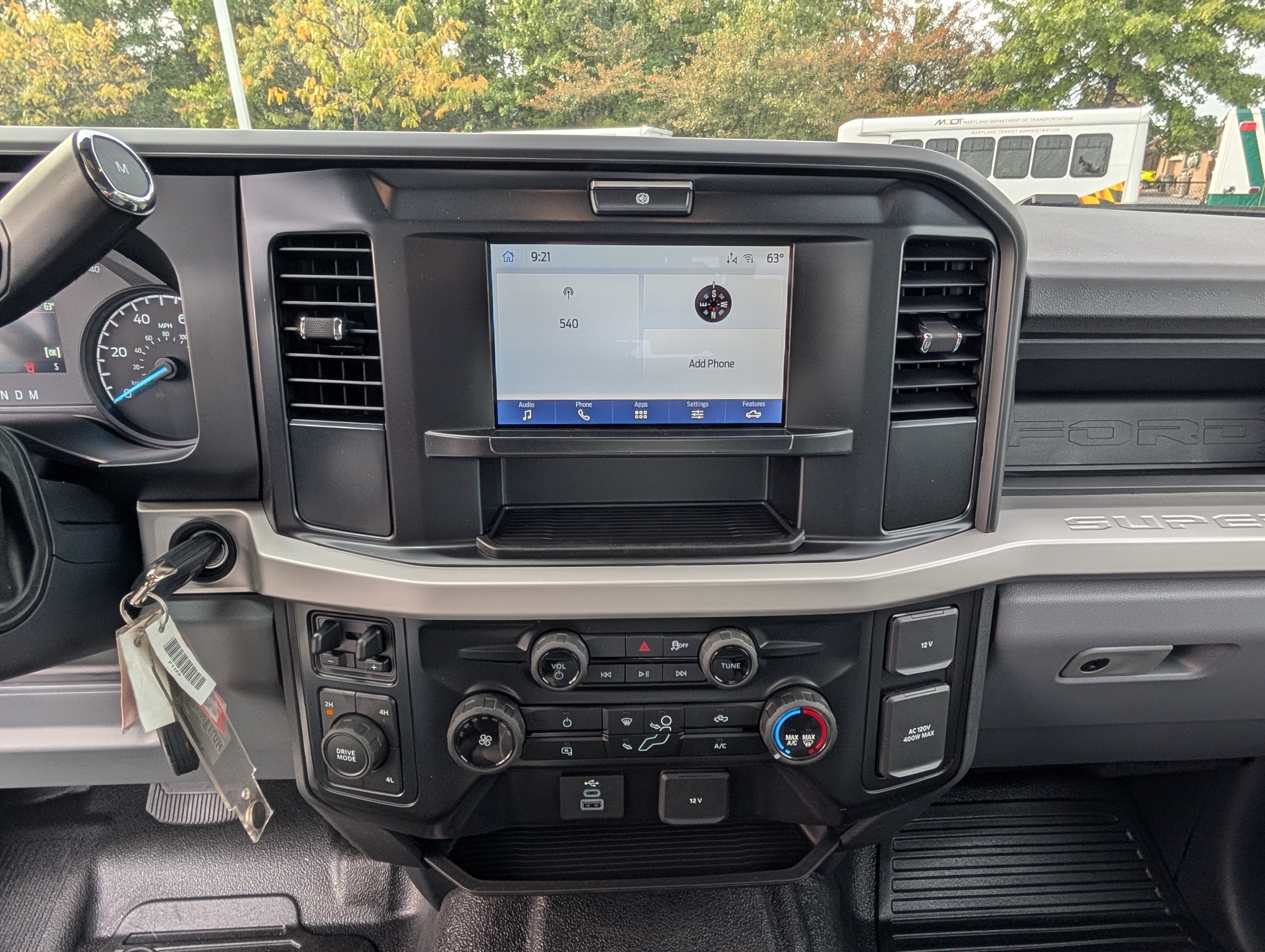 2027 Ford Super Duty F-350 DRW XL
