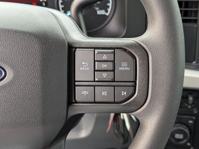 2027 Ford Super Duty F-350 DRW XL