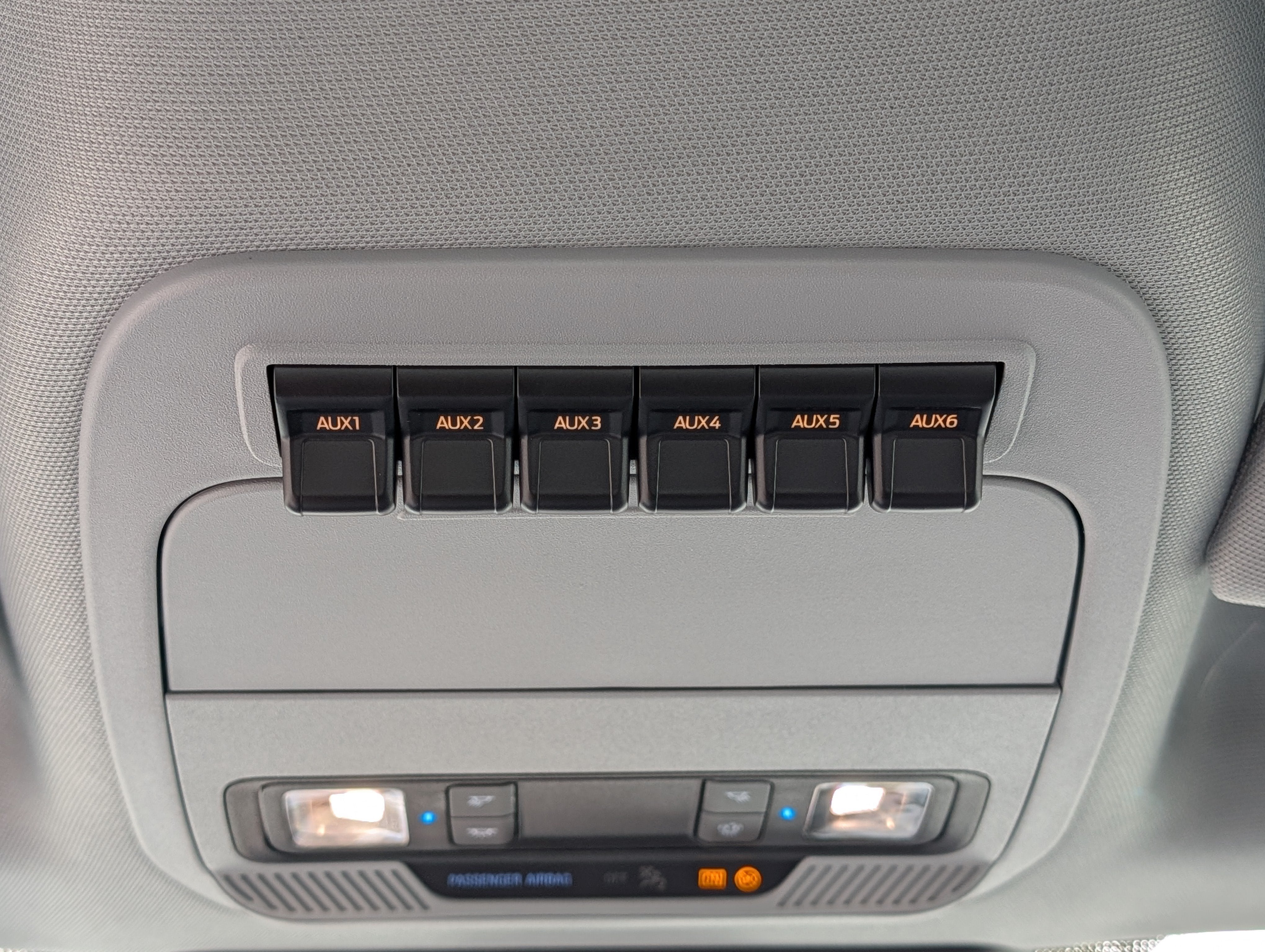 2027 Ford Super Duty F-350 DRW XL