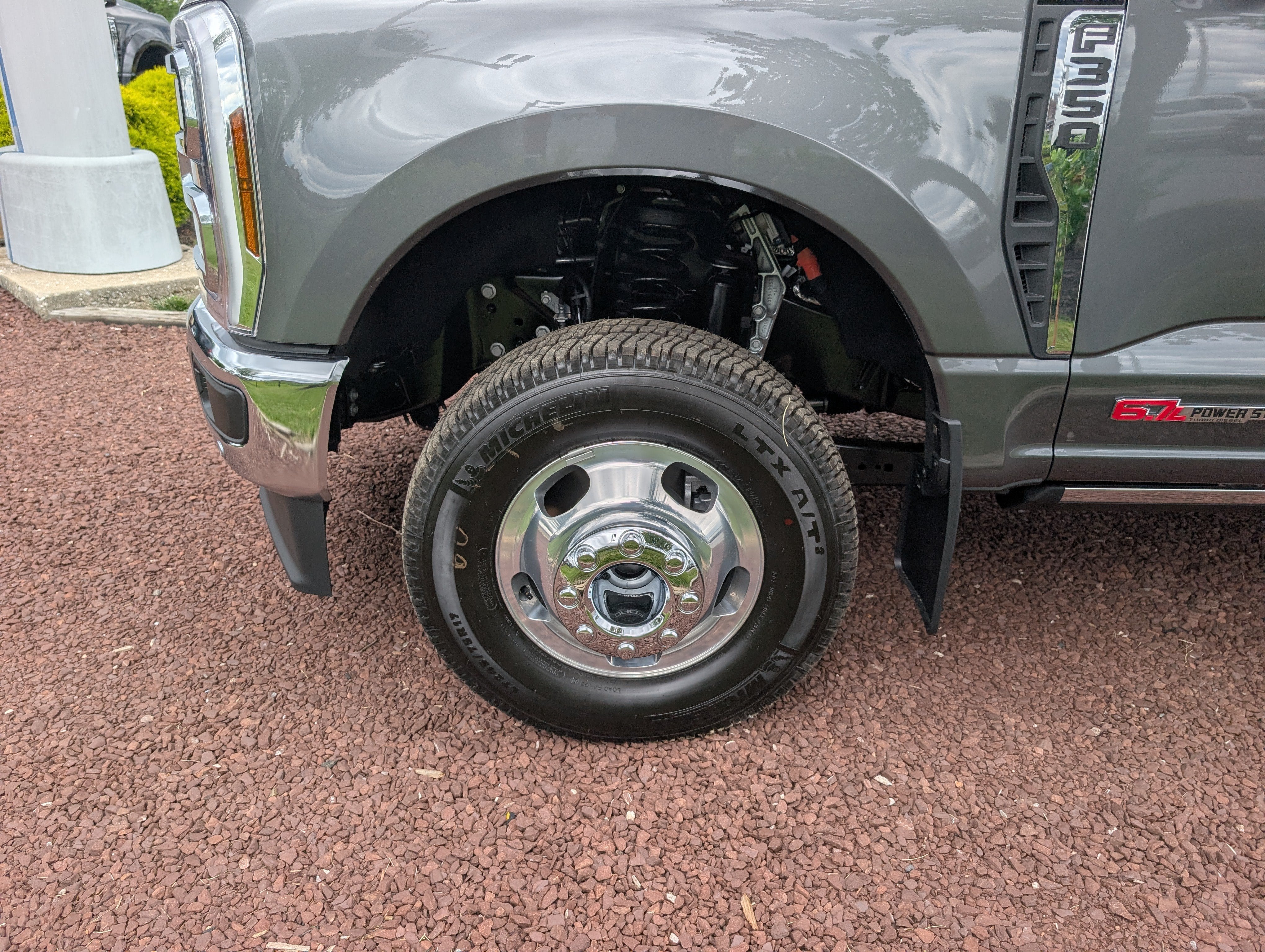 2026 Ford Super Duty F-350 DRW LARIAT