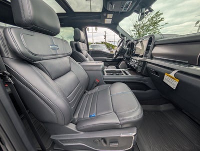 2026 Ford Super Duty F-350 DRW Platinum