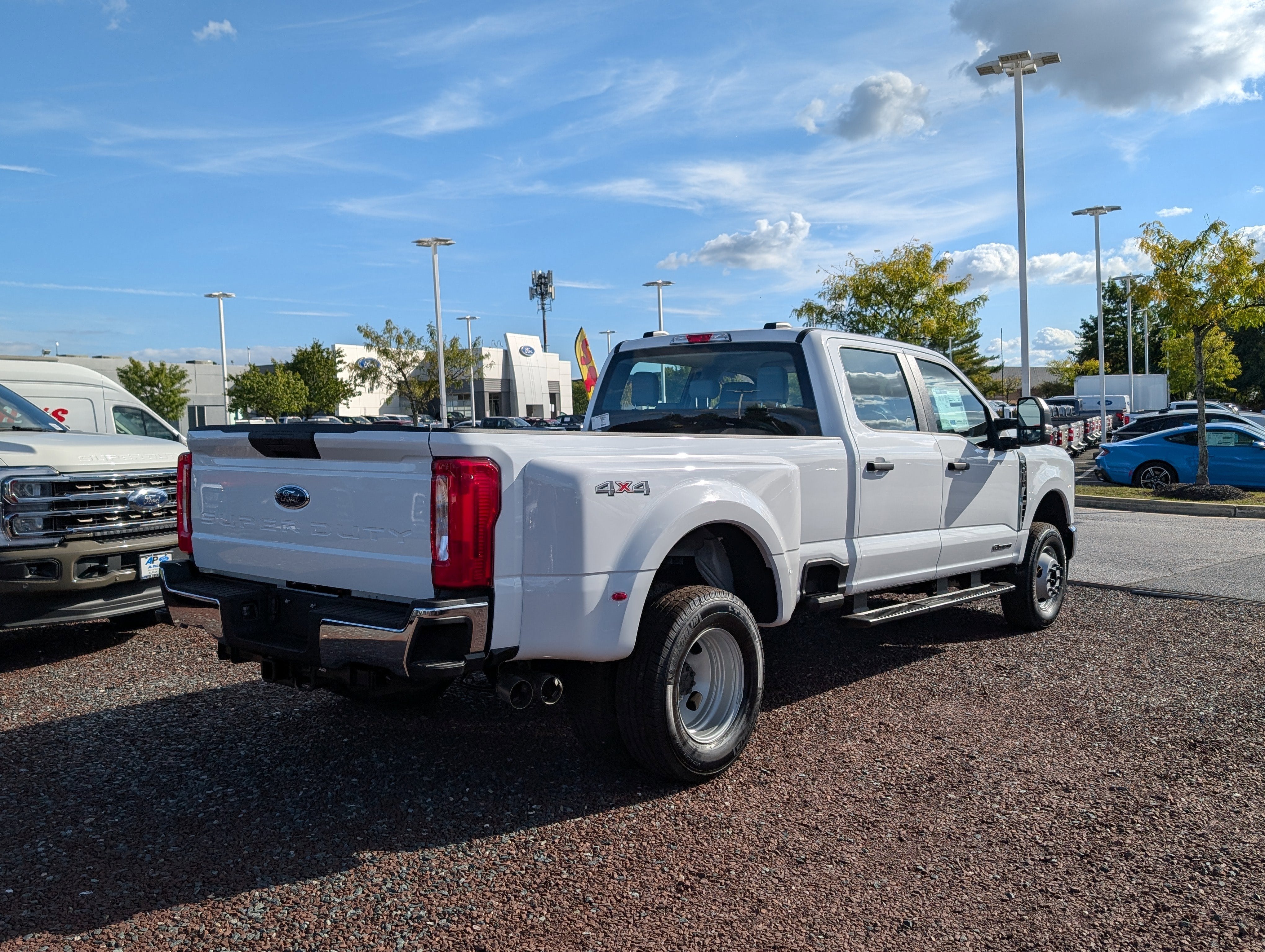 2026 Ford Super Duty F-350 DRW XL