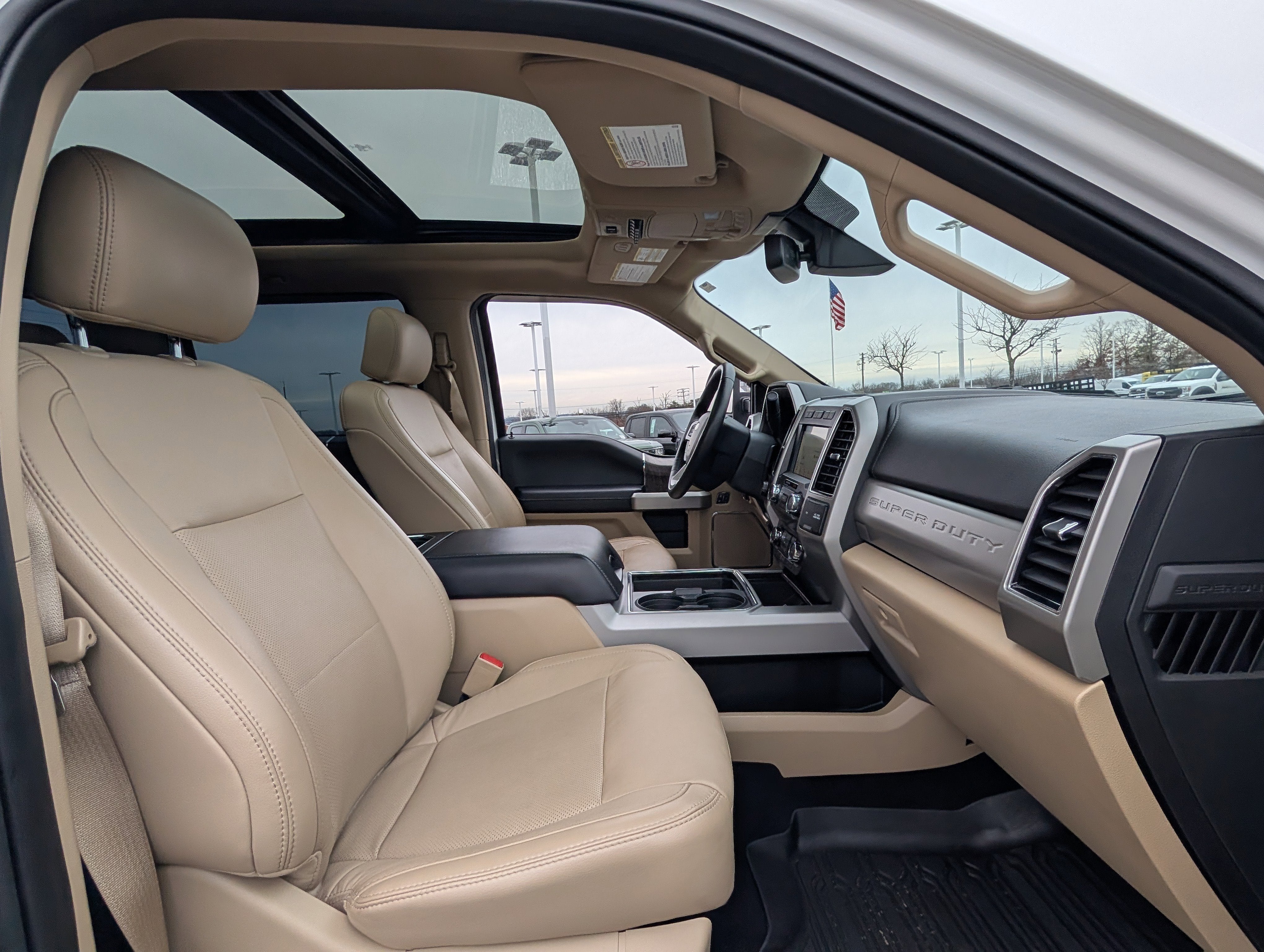 2019 Ford Super Duty F-350 DRW LARIAT