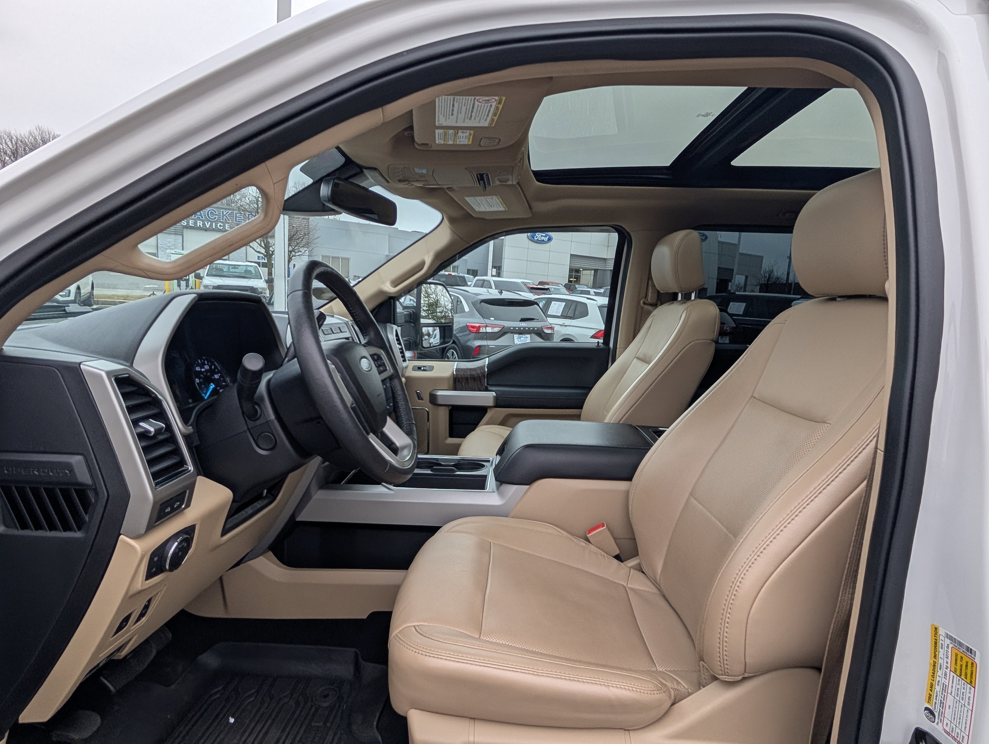 2019 Ford Super Duty F-350 DRW LARIAT