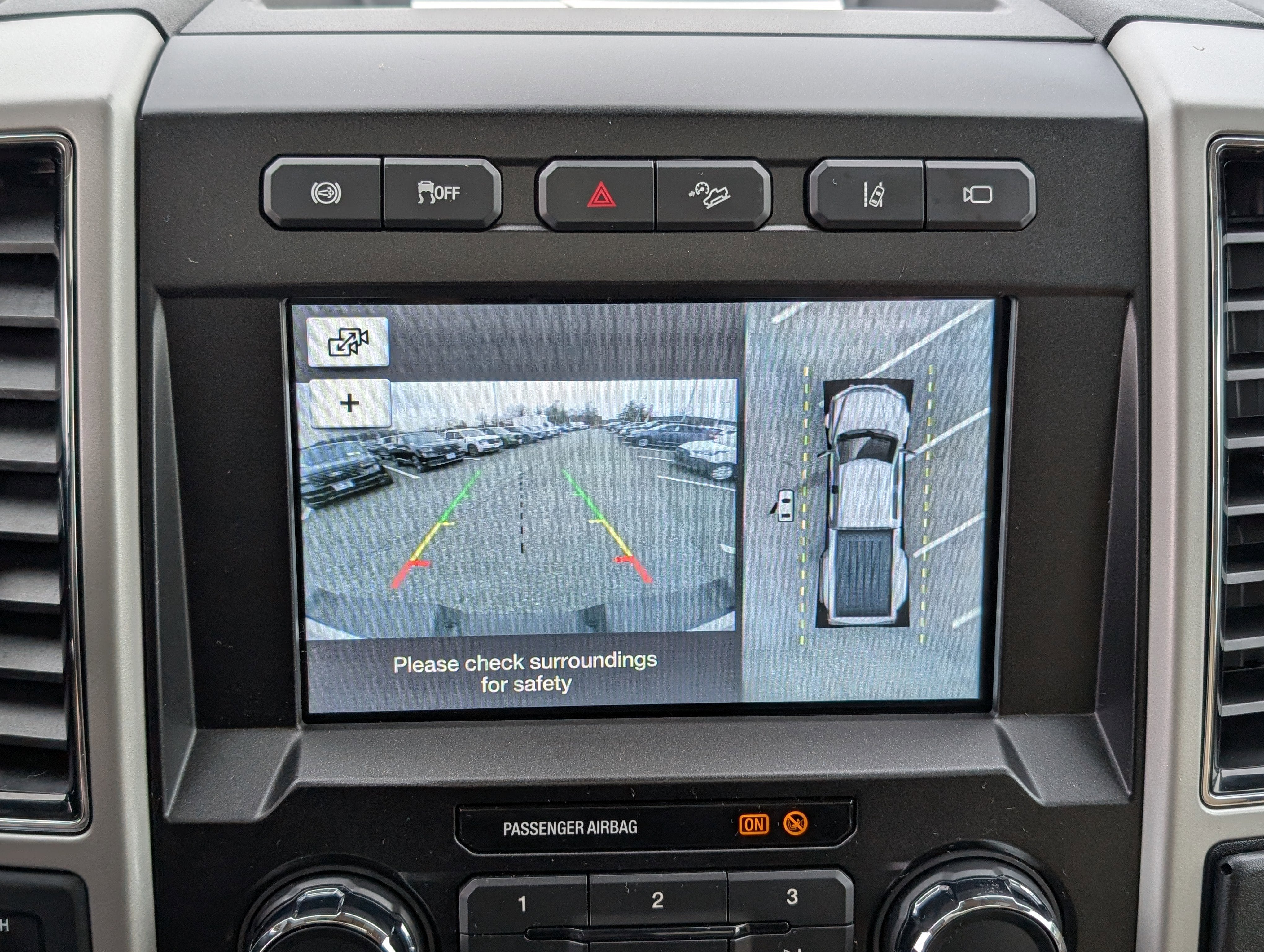 2019 Ford Super Duty F-350 DRW LARIAT