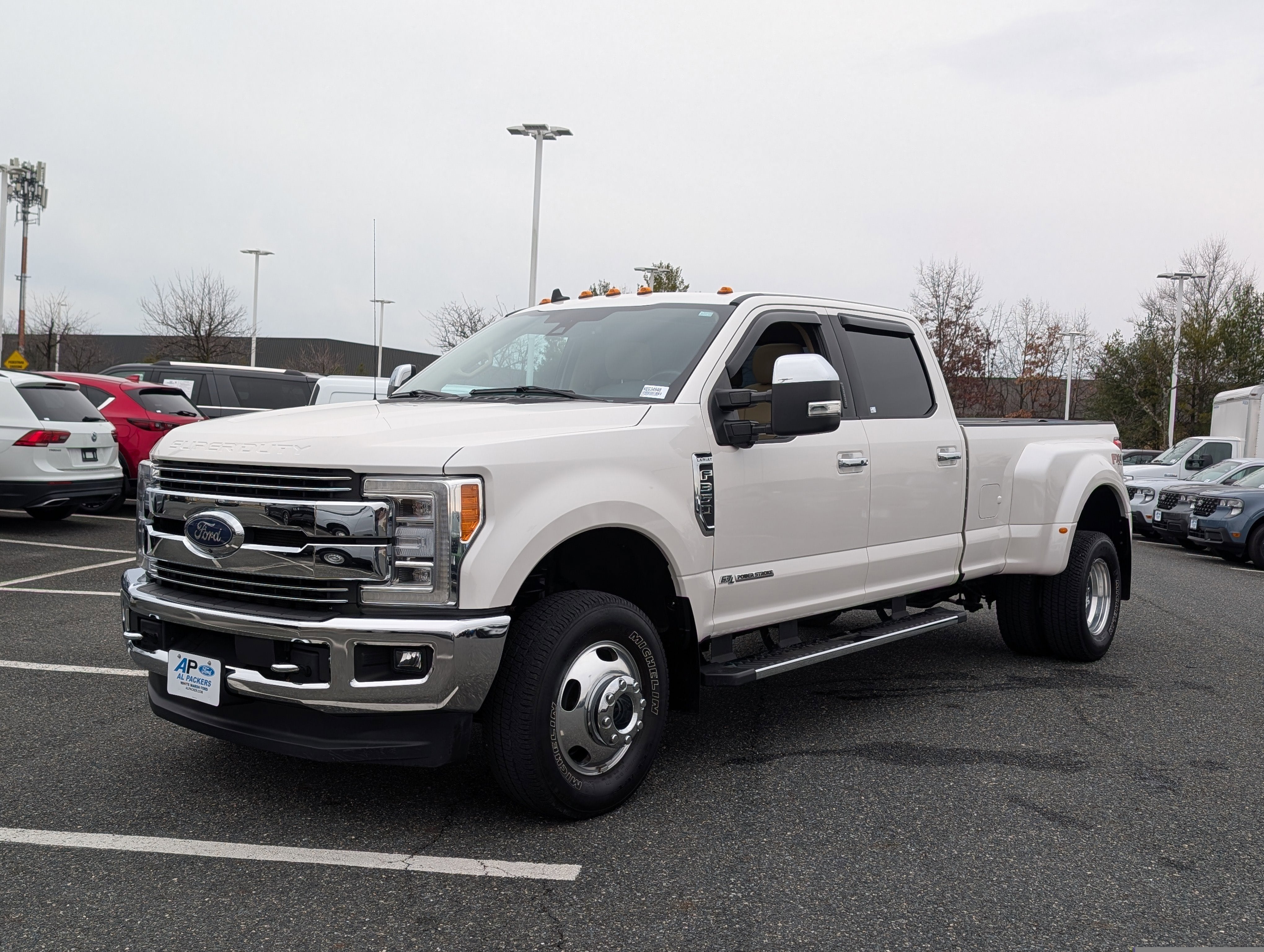 2019 Ford Super Duty F-350 DRW LARIAT