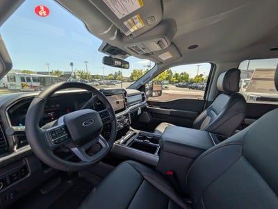 2026 Ford Super Duty F-350 DRW LARIAT