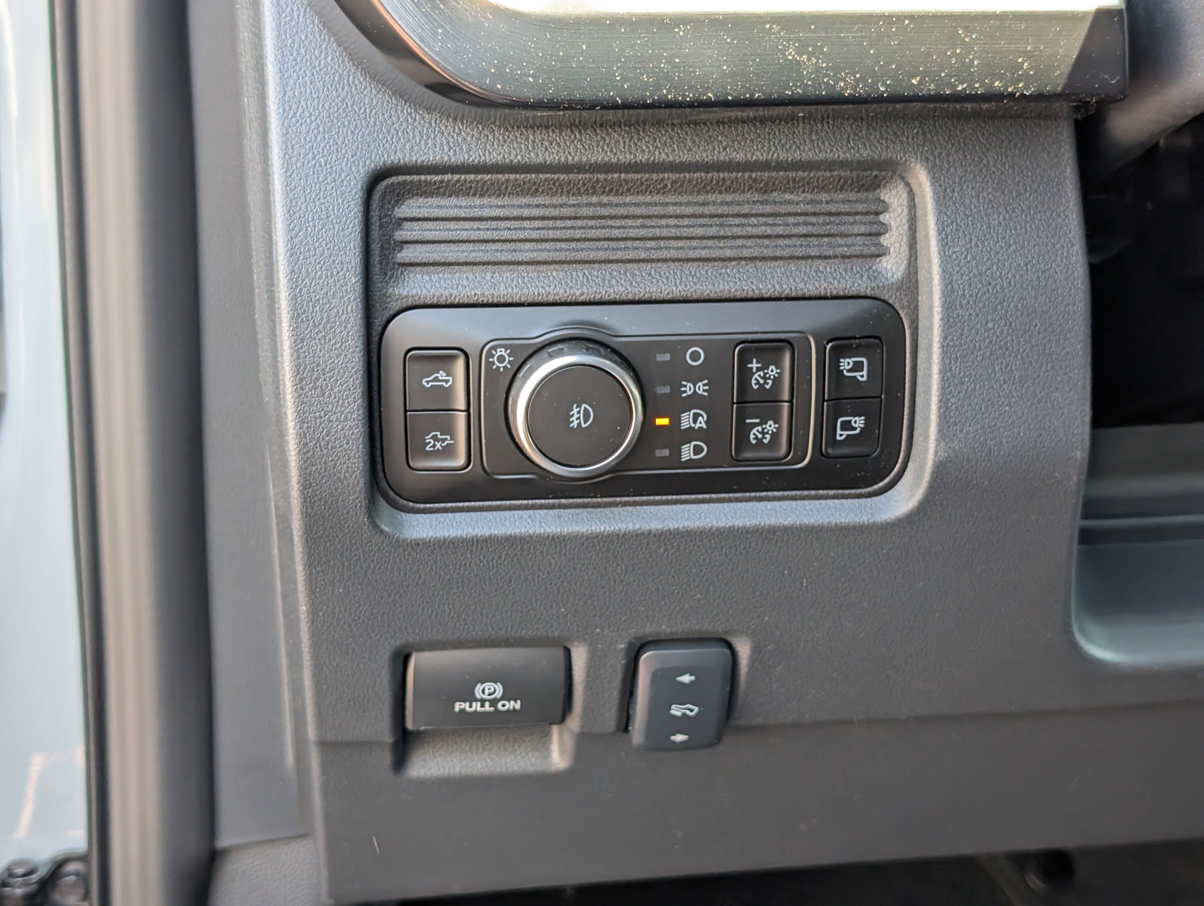 2026 Ford Super Duty F-350 DRW LARIAT