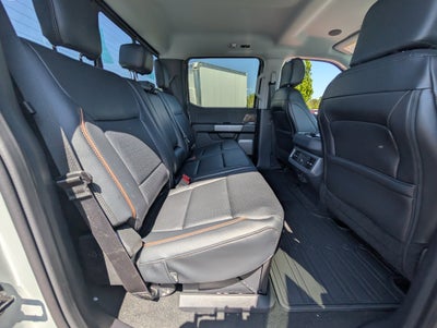 2026 Ford Super Duty F-350 DRW LARIAT