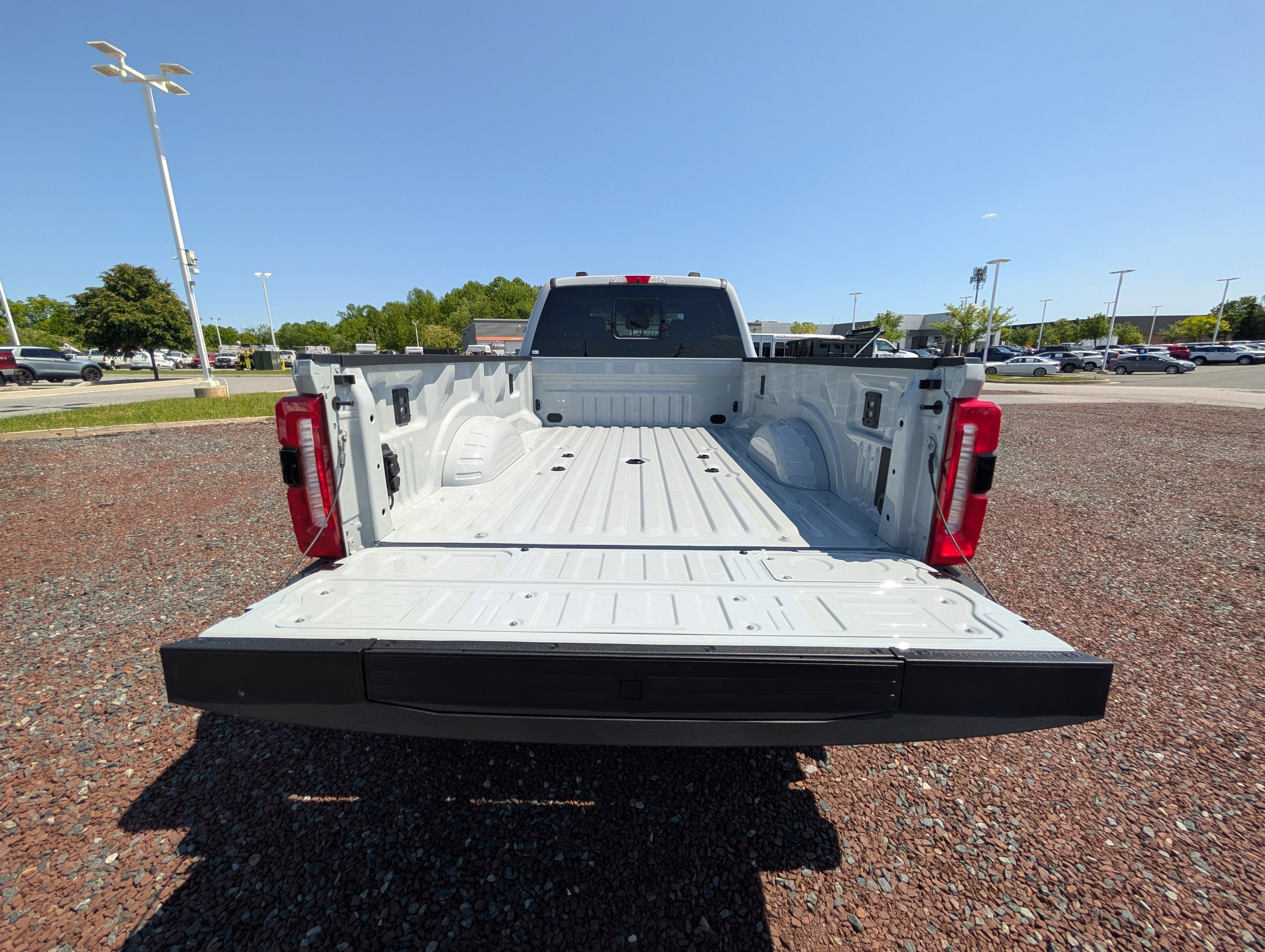 2026 Ford Super Duty F-350 DRW LARIAT
